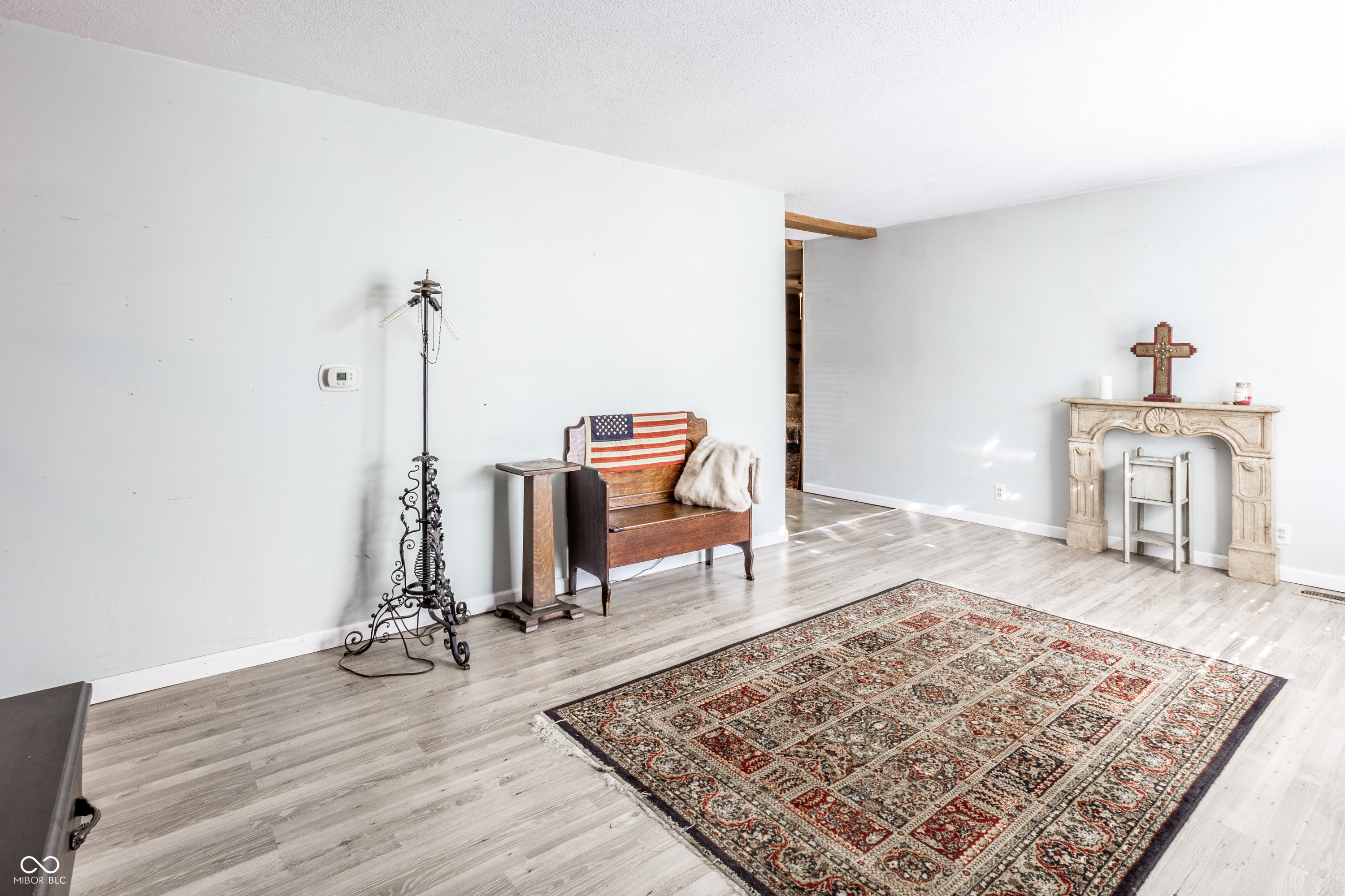 2701 N Richmond Drive