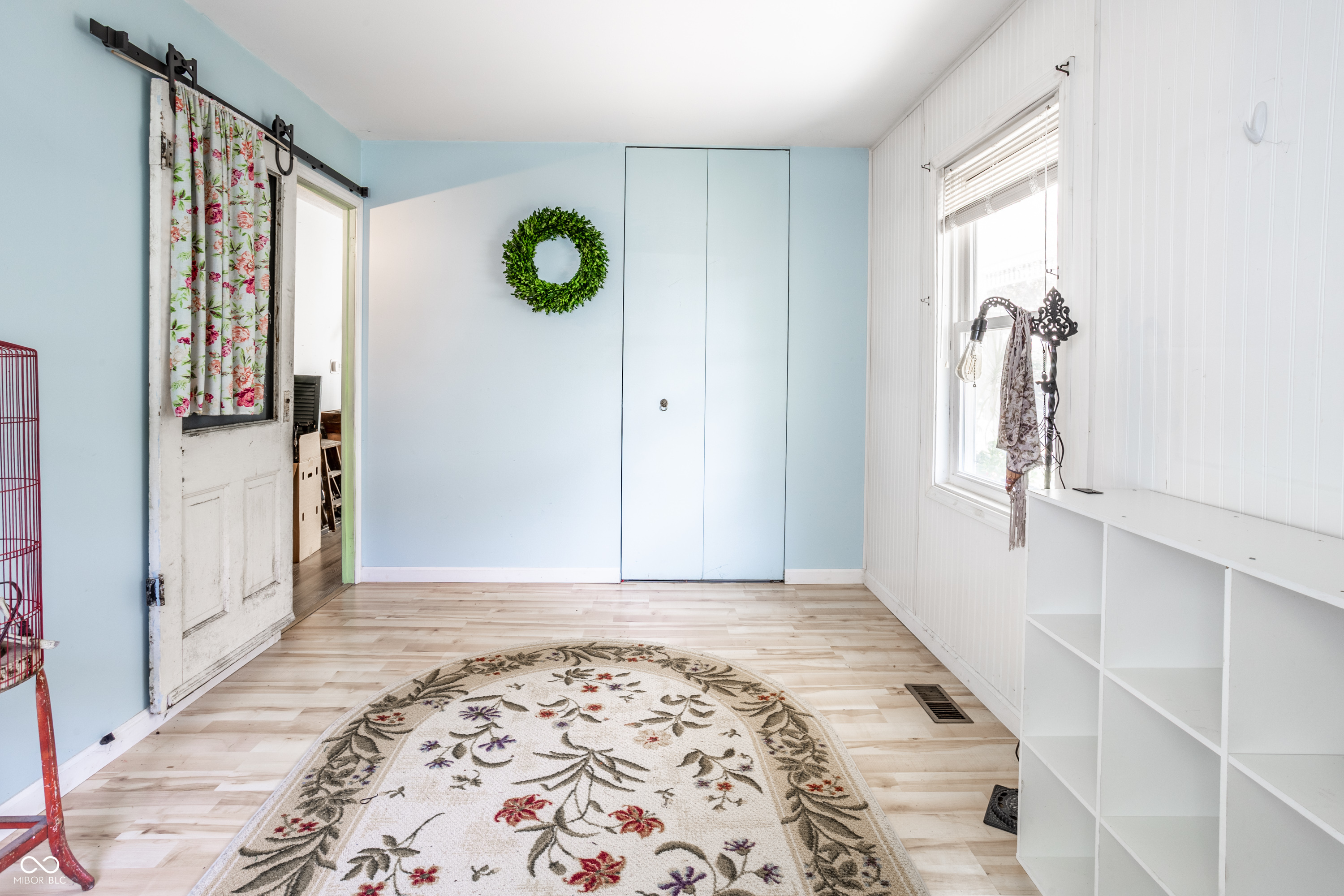 2701 N Richmond Drive