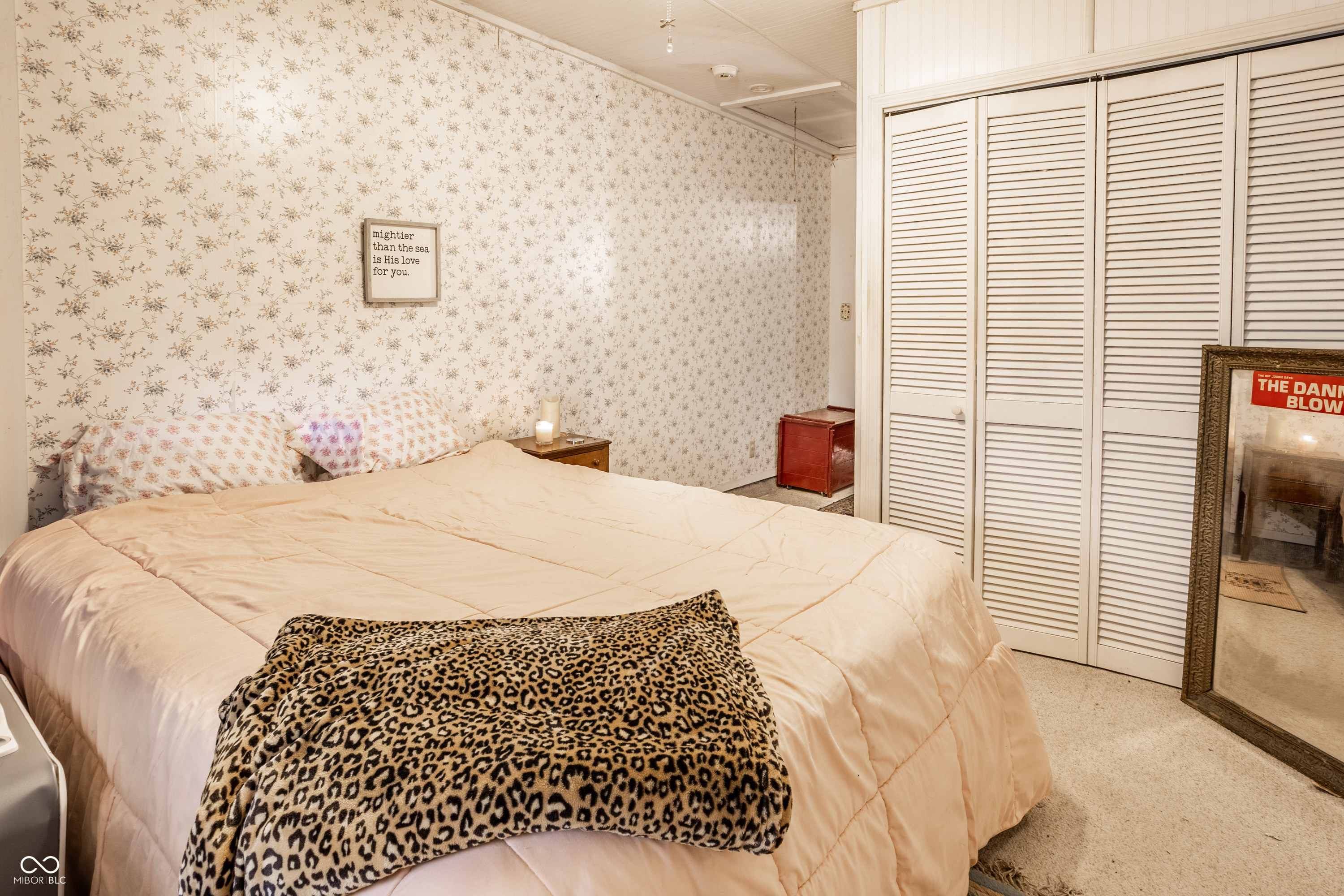 2701 N Richmond Drive