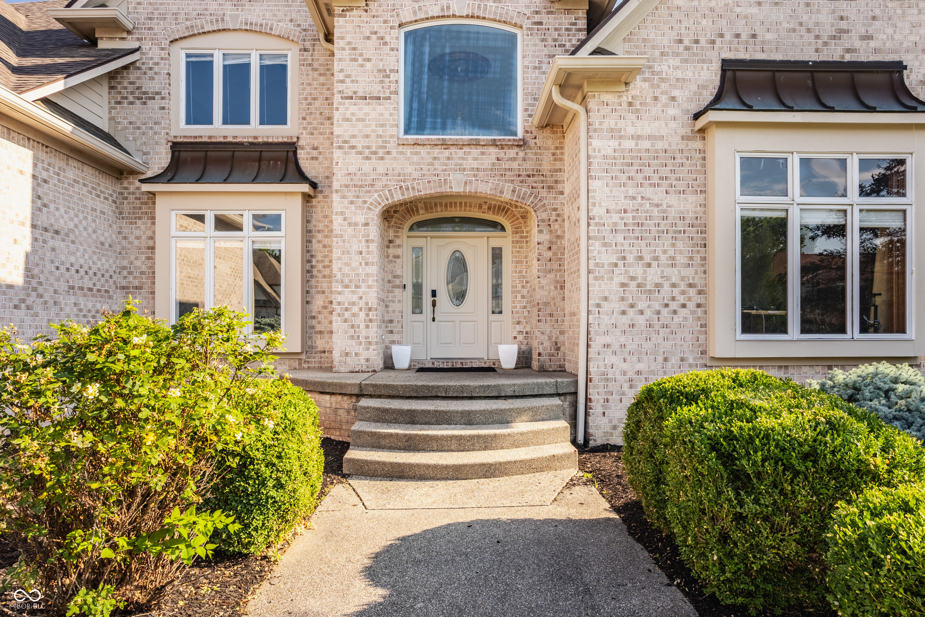 954 Deer Lake Drive