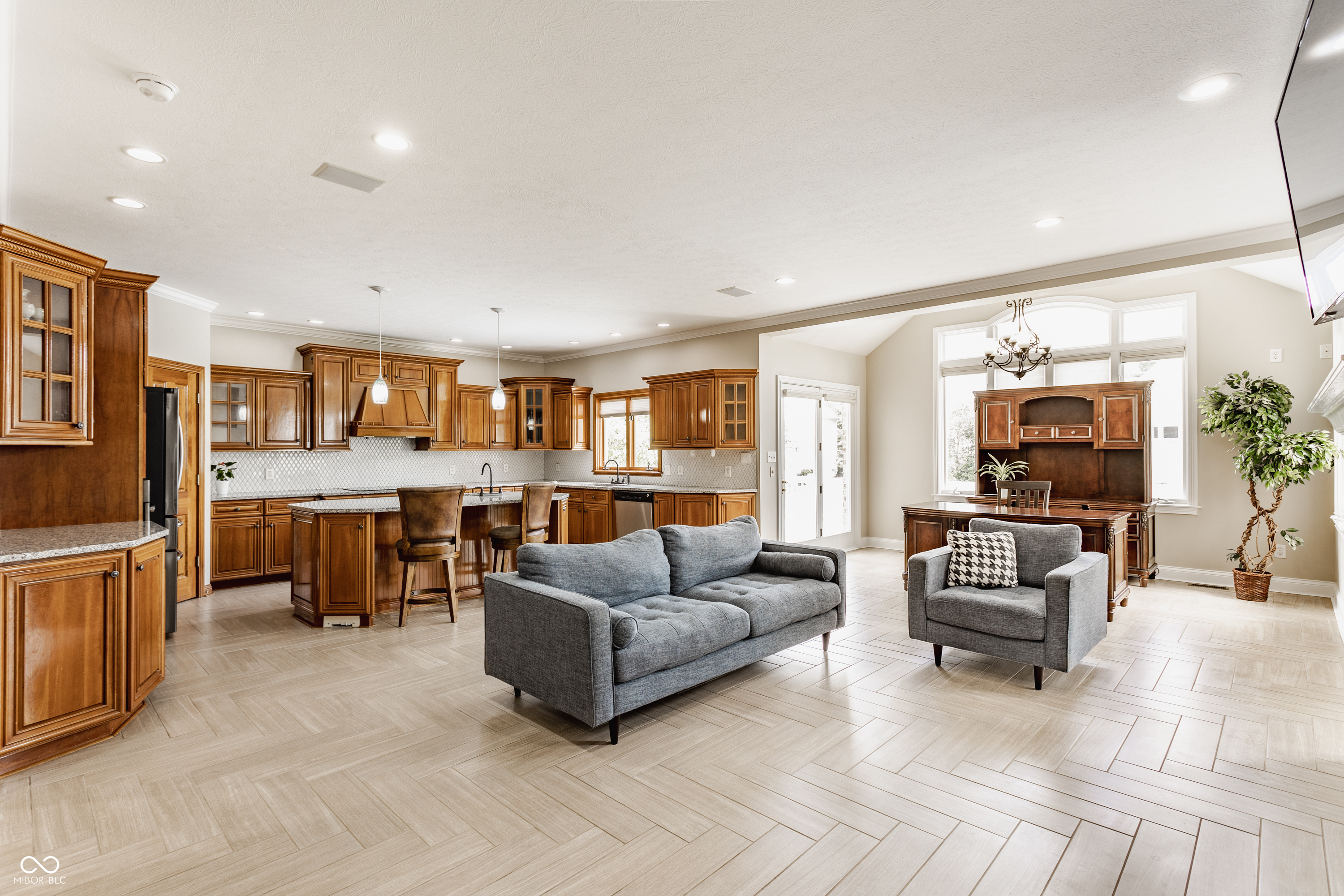 954 Deer Lake Drive
