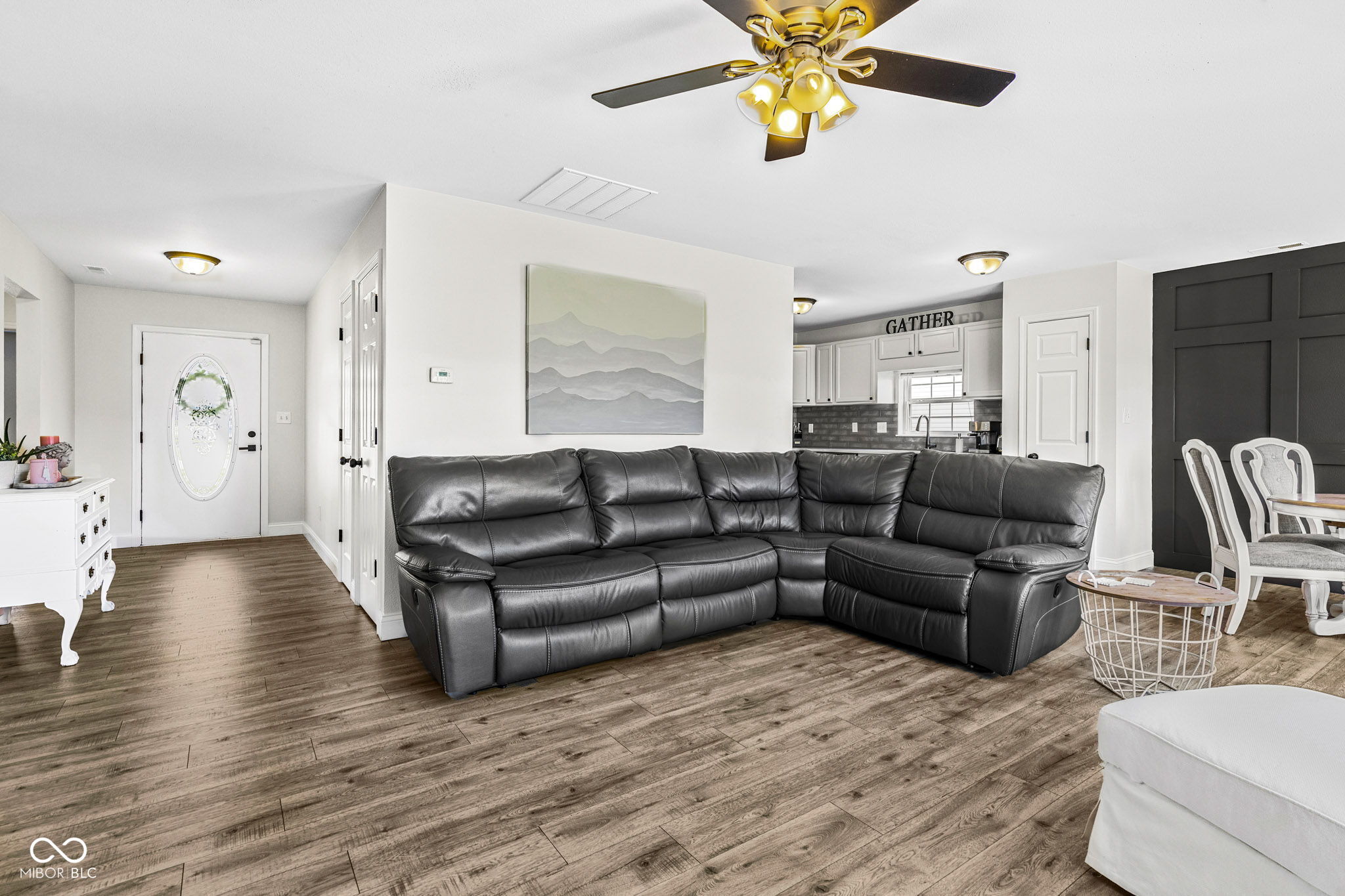 1035 W Muskegon Drive