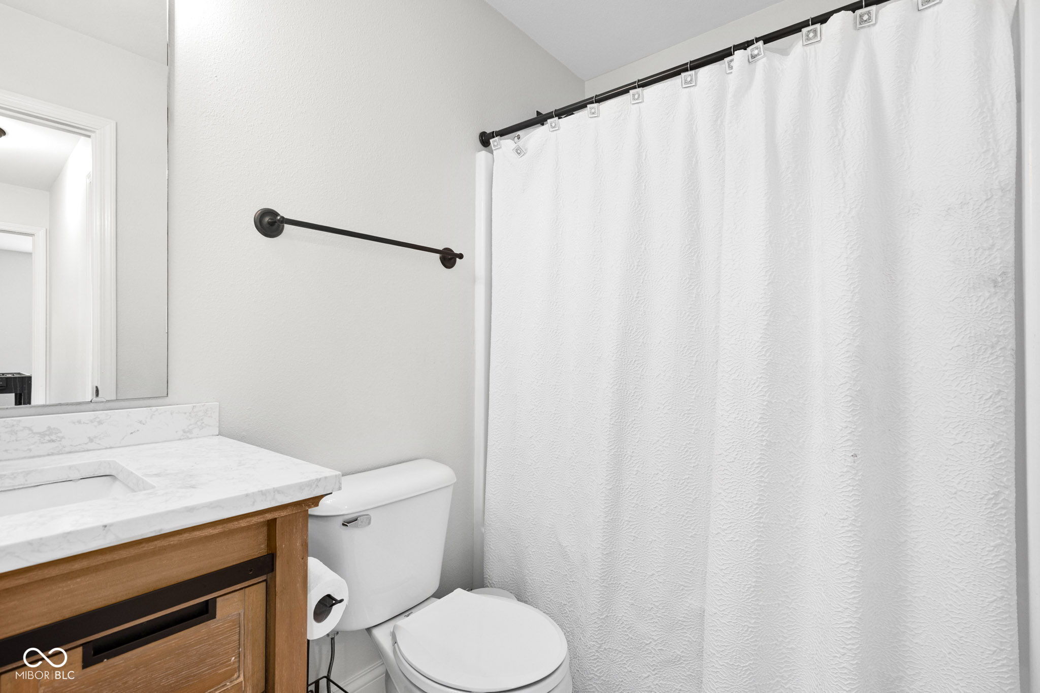 1035 W Muskegon Drive