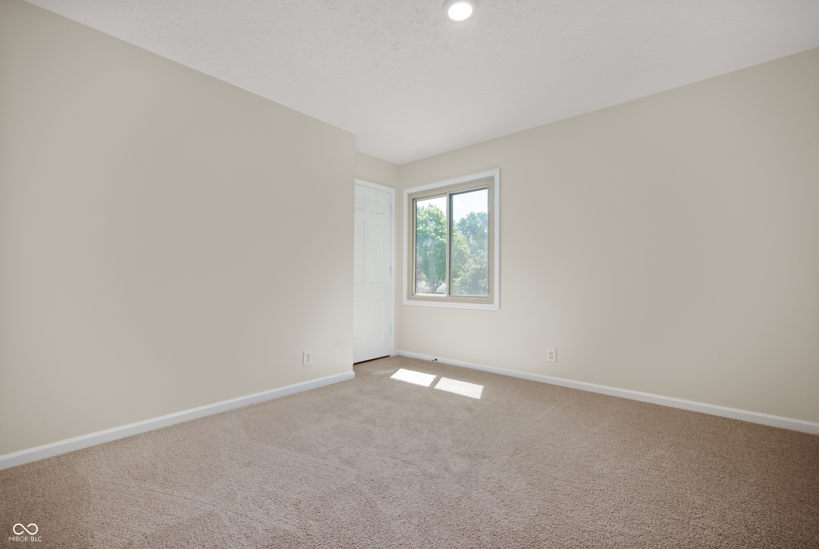 126 Scarborough Circle