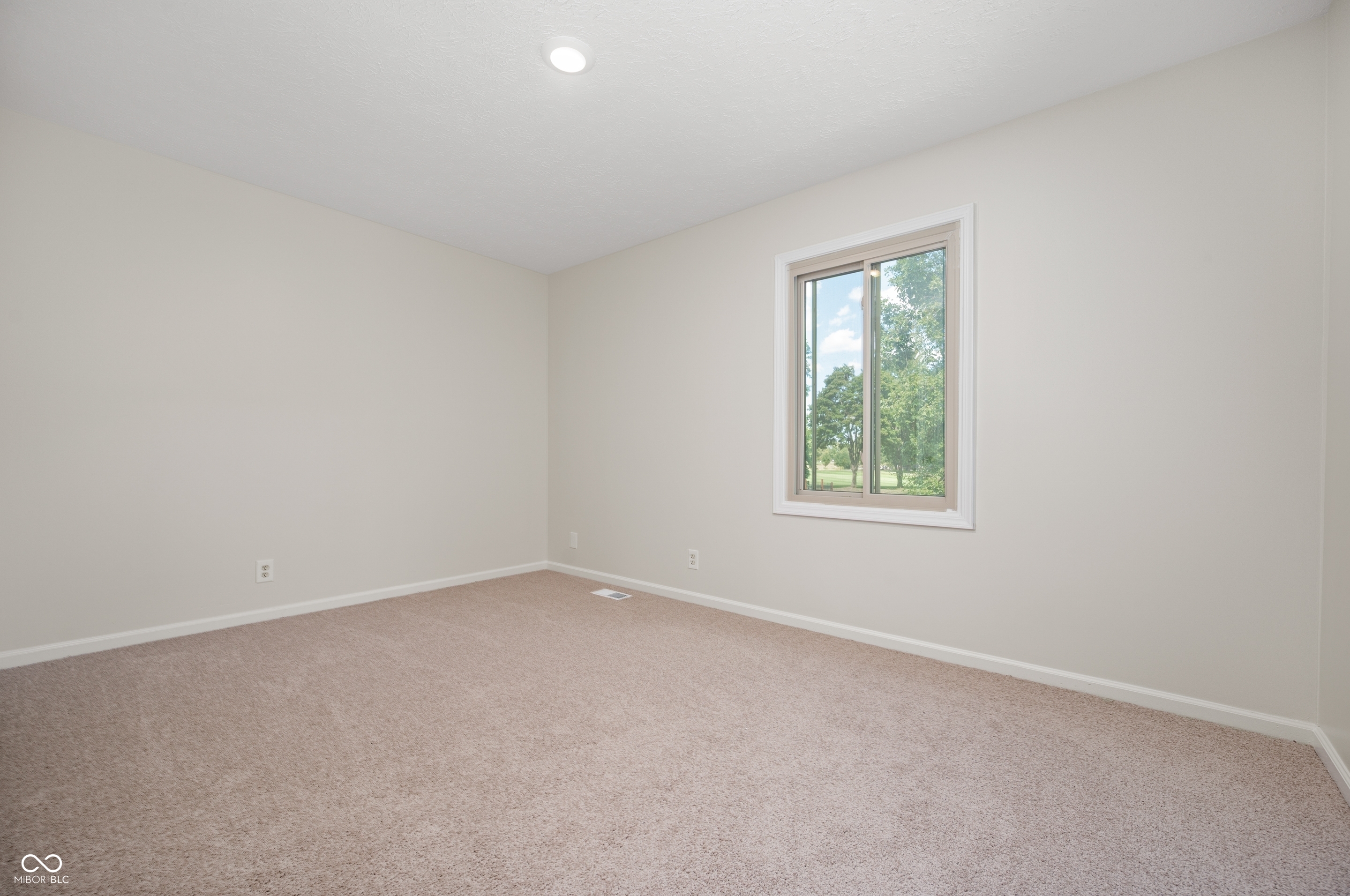 126 Scarborough Circle