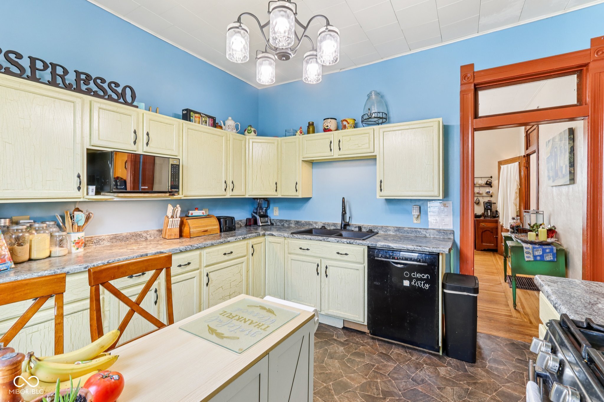 718 N Lebanon Street