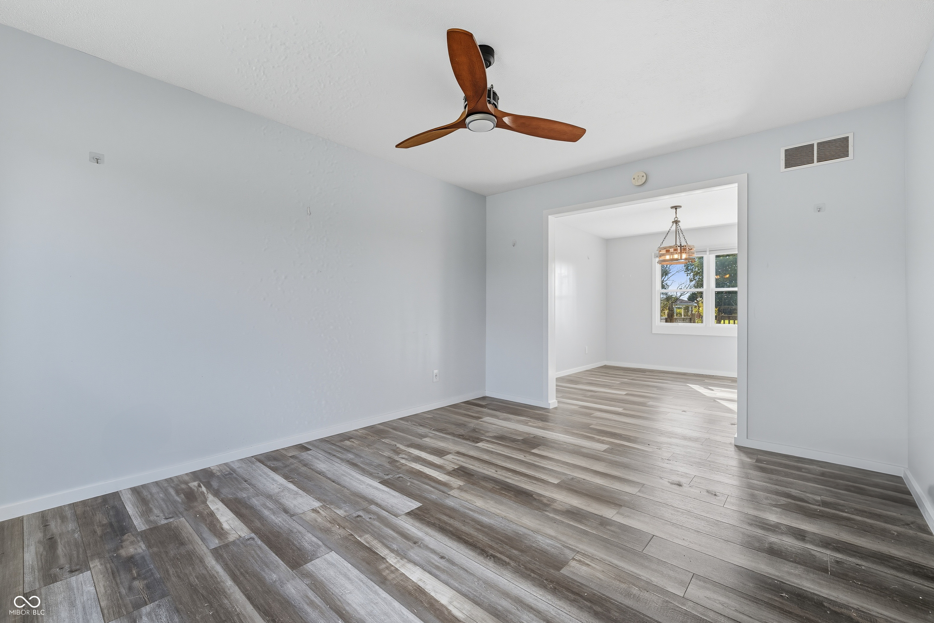 19530 Mule Barn Road