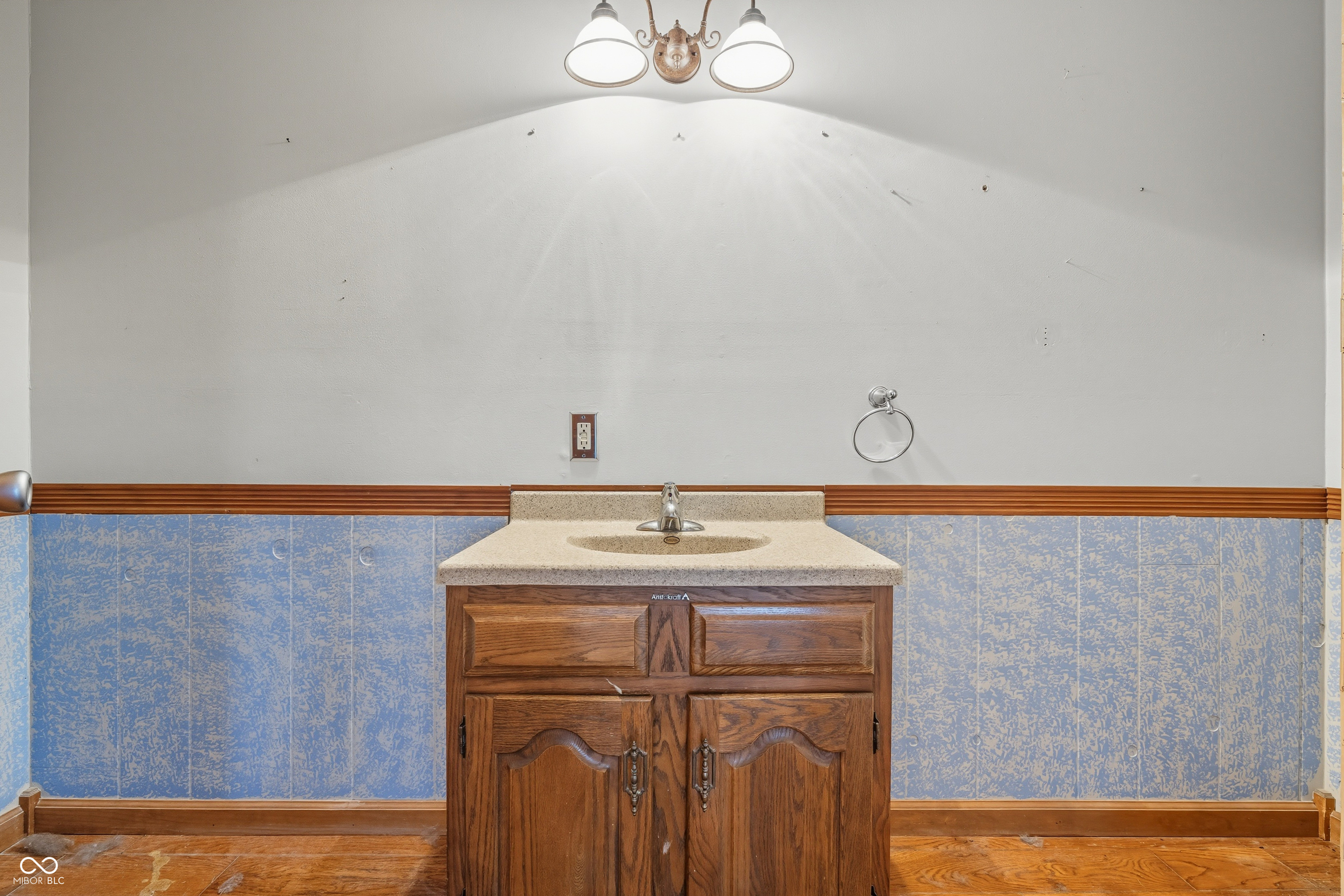 19530 Mule Barn Road