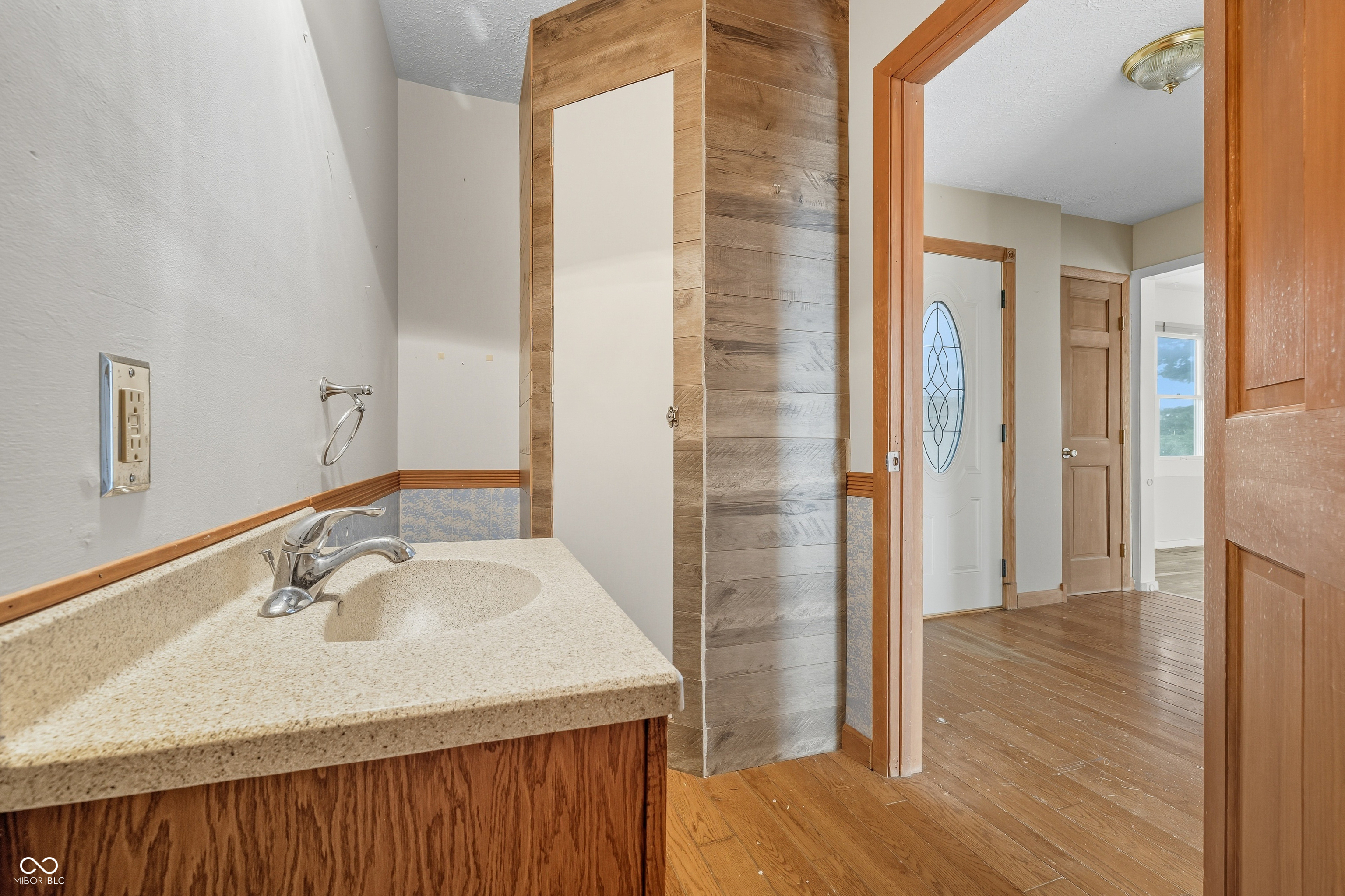 19530 Mule Barn Road