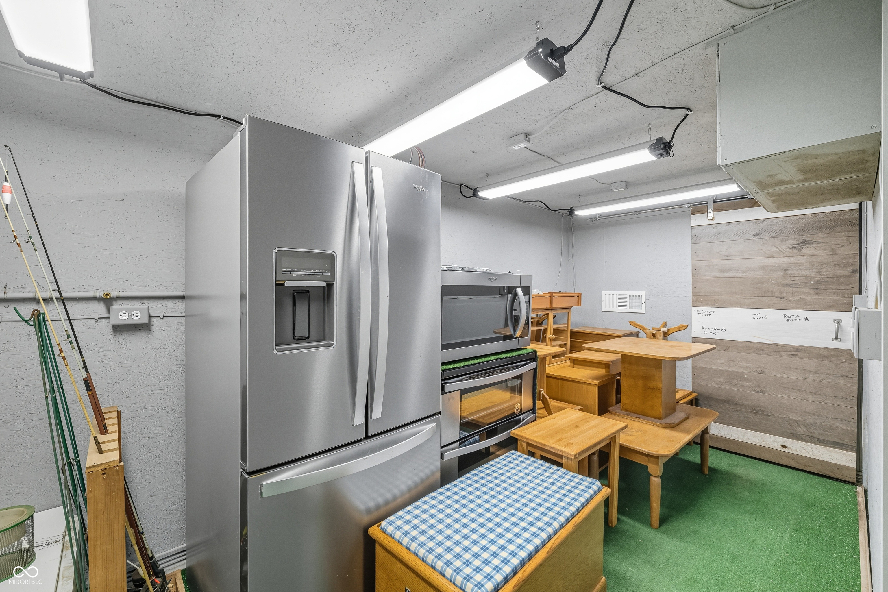 19530 Mule Barn Road