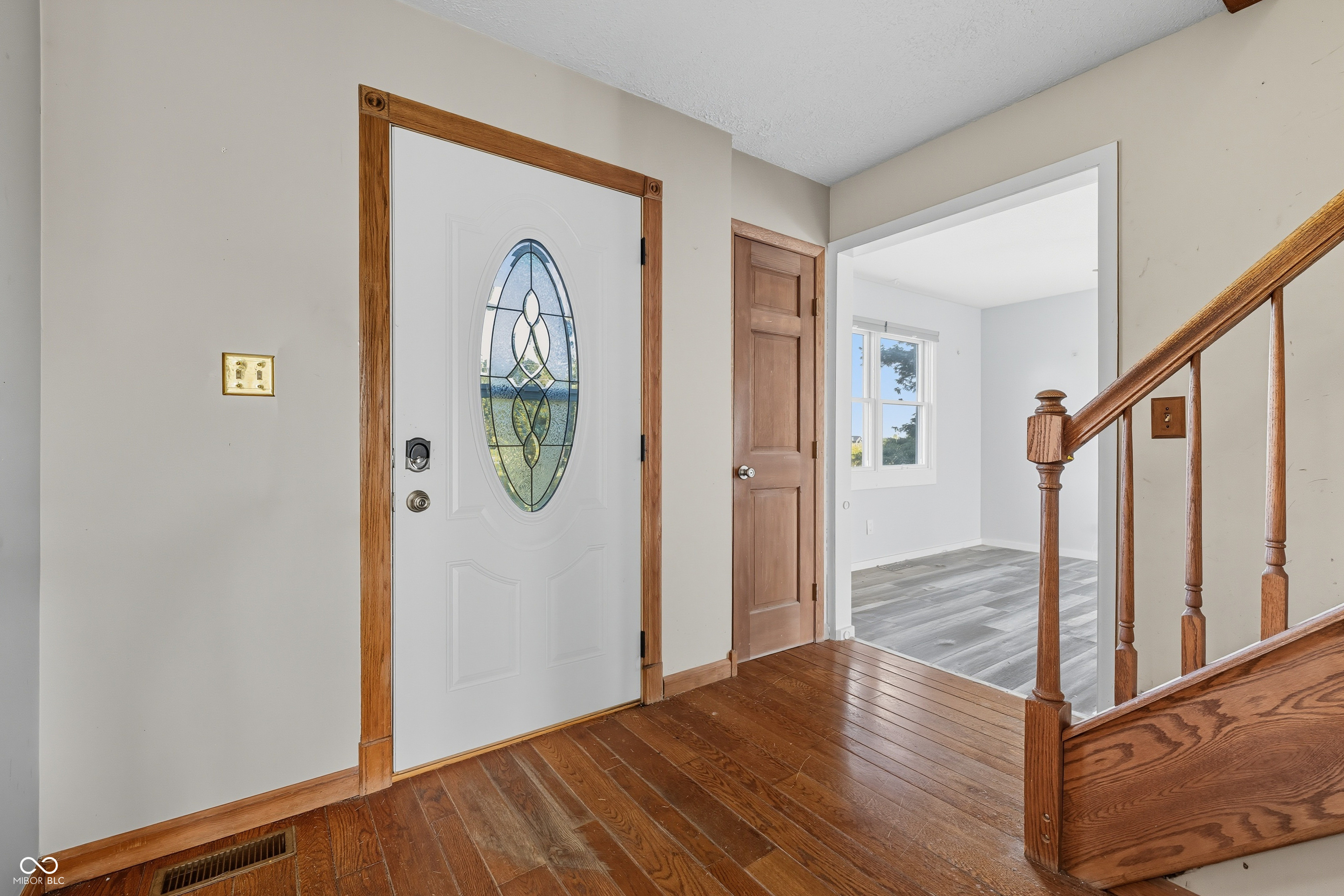 19530 Mule Barn Road