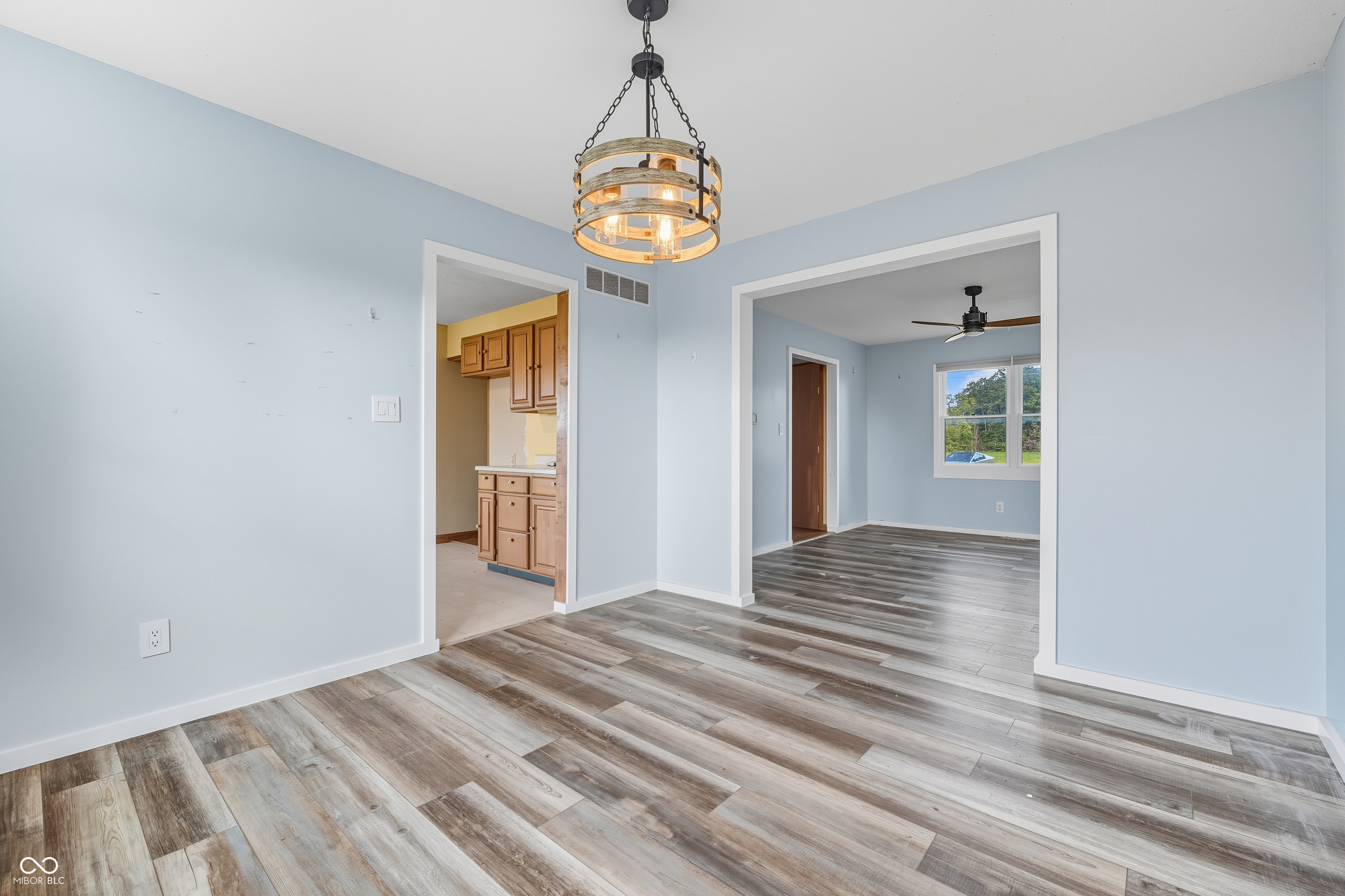 19530 Mule Barn Road