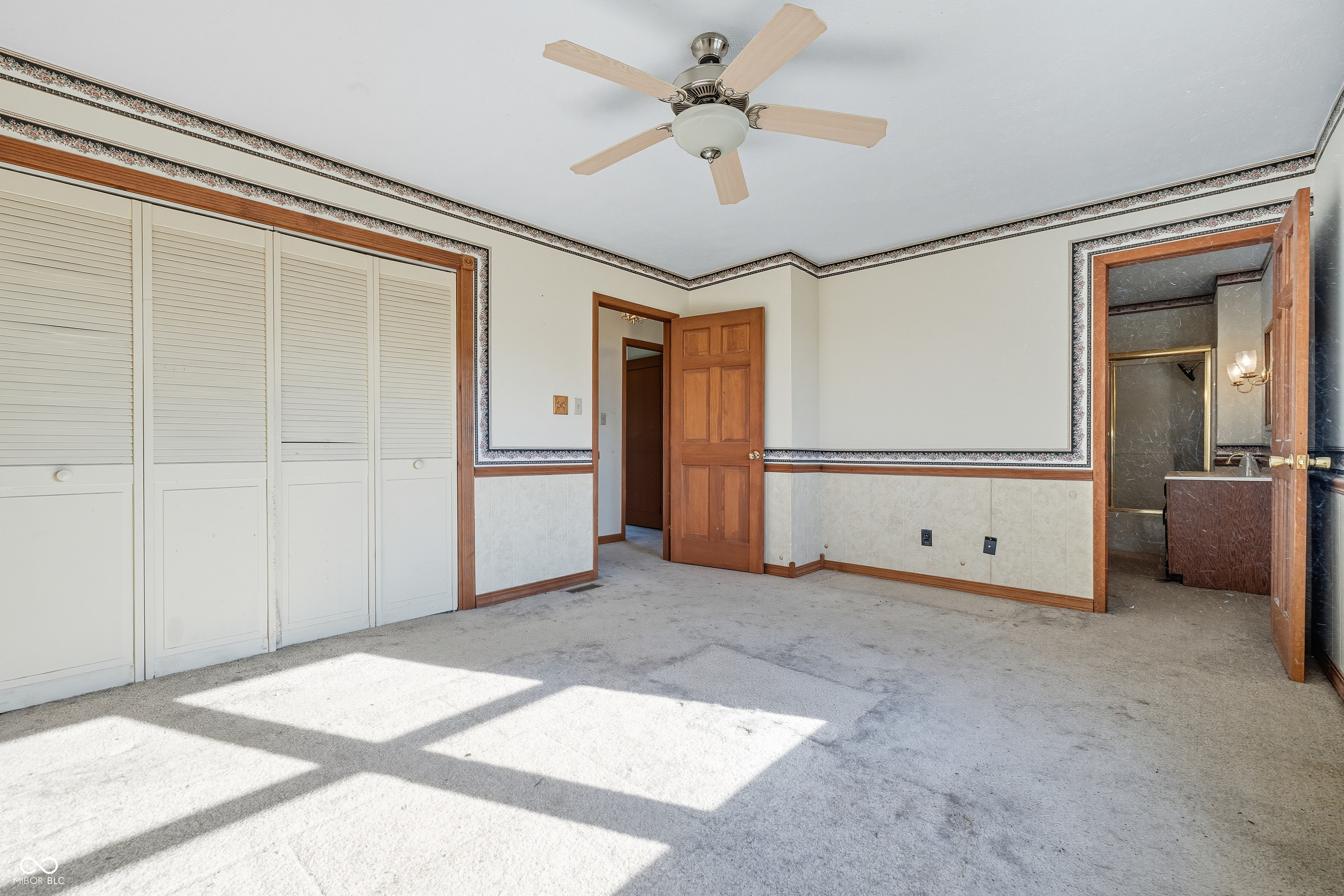 19530 Mule Barn Road