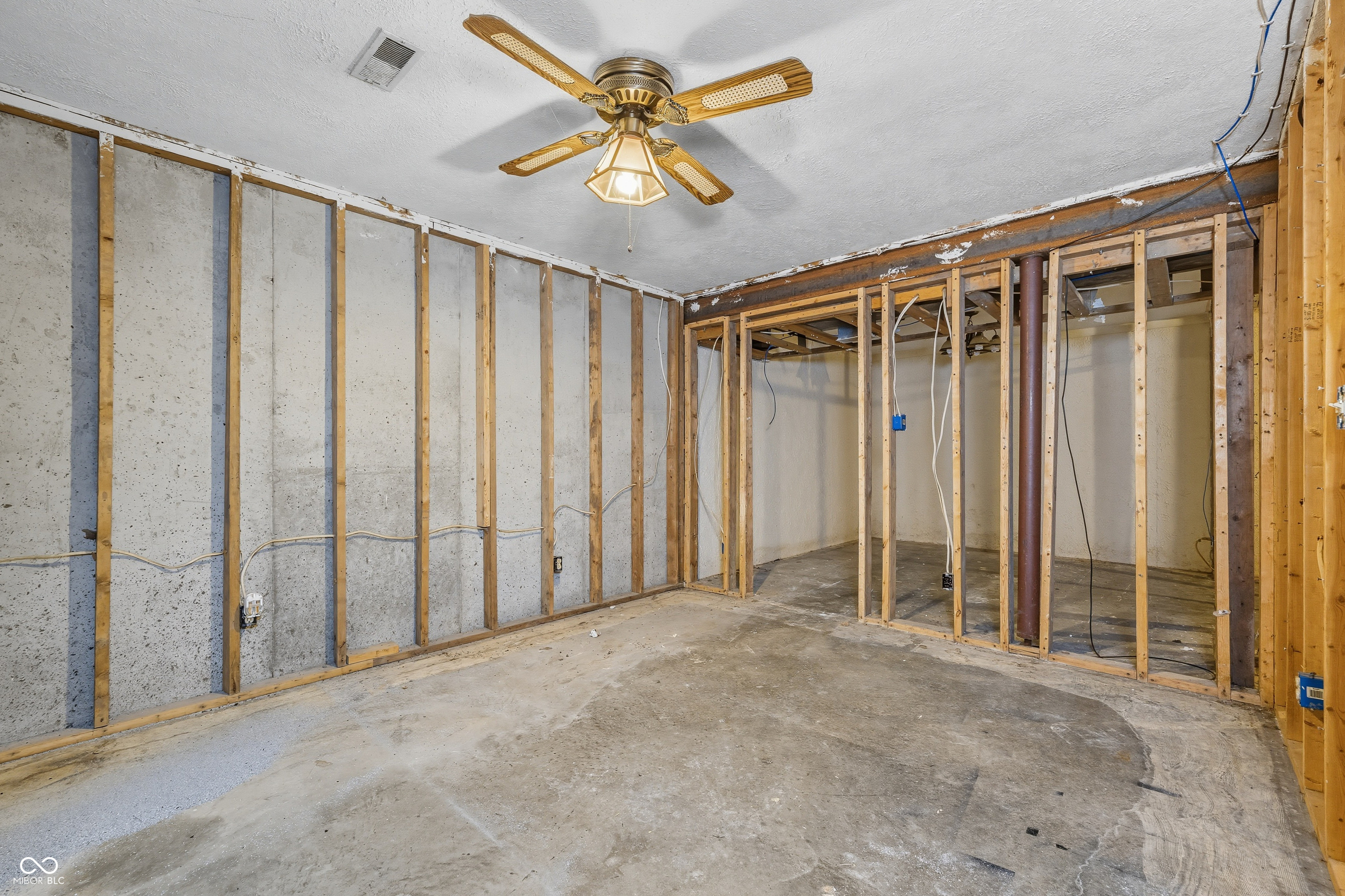 19530 Mule Barn Road