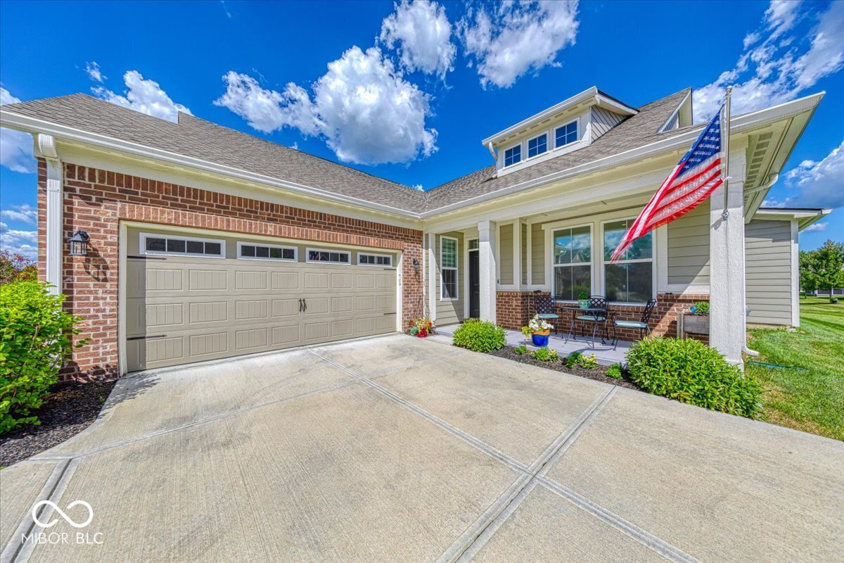 4846 E Amesbury Place