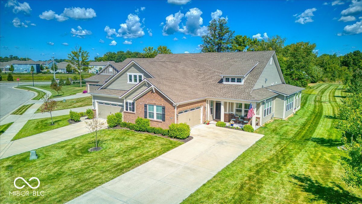 4846 E Amesbury Place