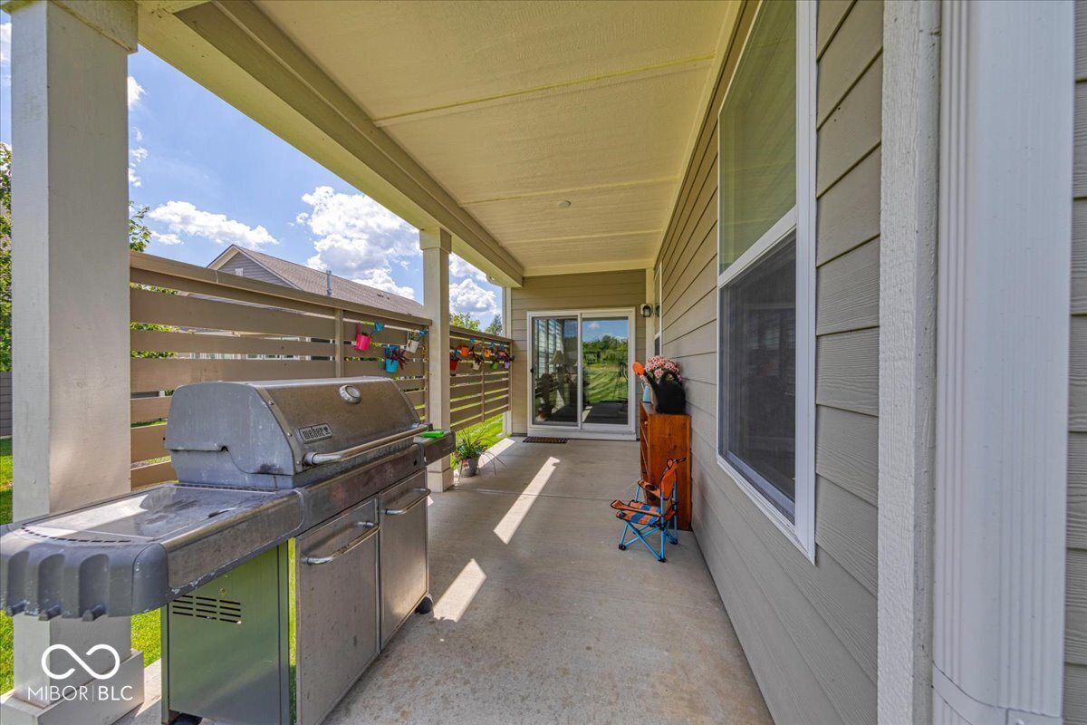 4846 E Amesbury Place