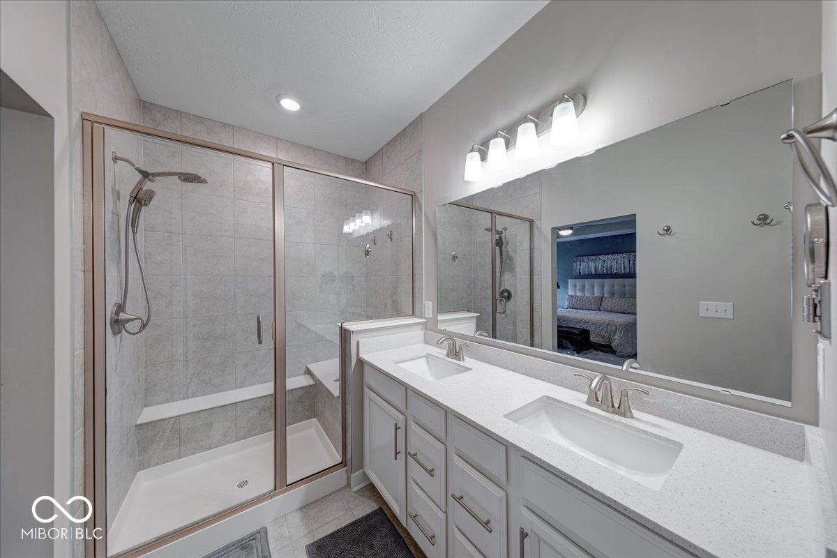 4846 E Amesbury Place