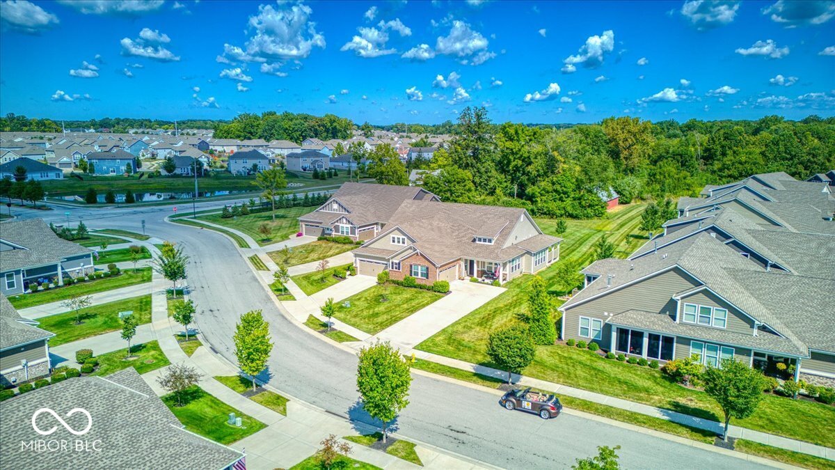 4846 E Amesbury Place