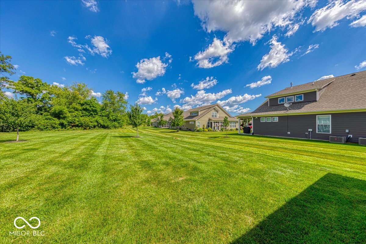 4846 E Amesbury Place