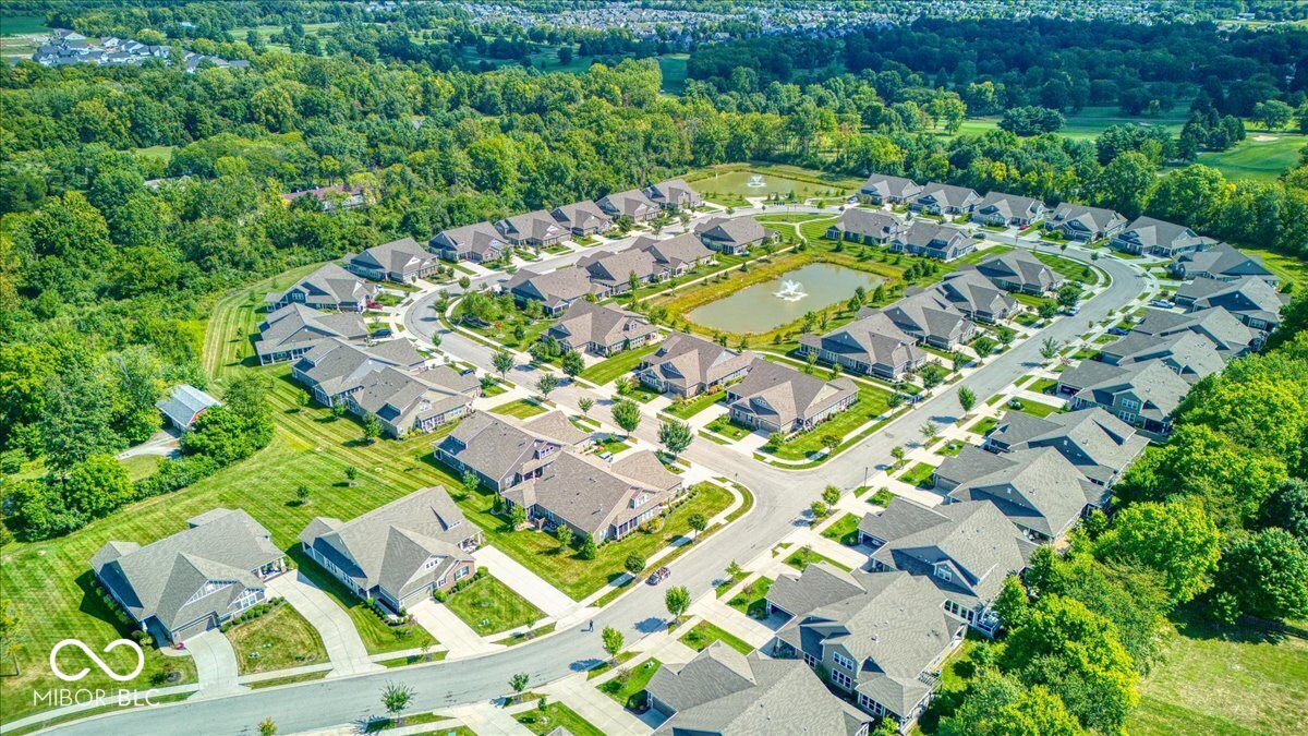 4846 E Amesbury Place