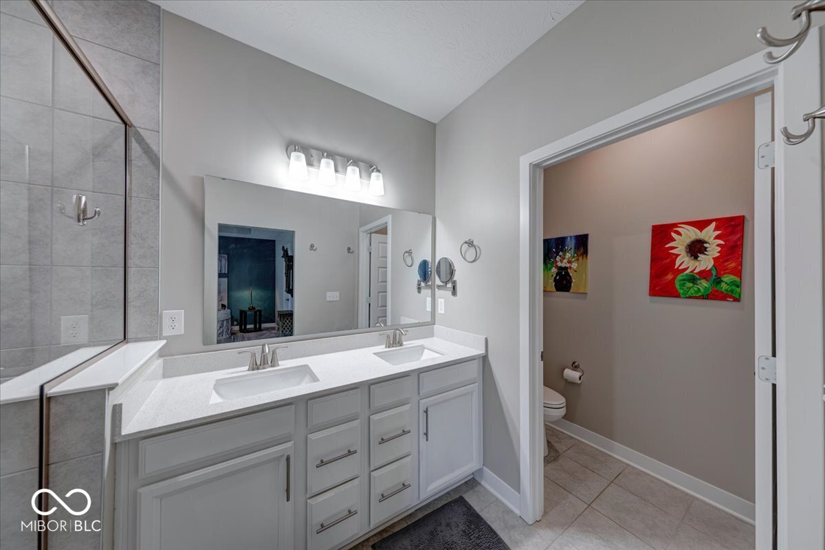 4846 E Amesbury Place