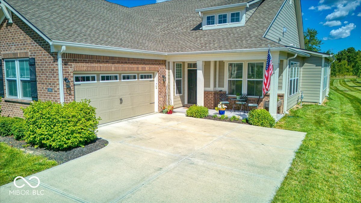 4846 E Amesbury Place