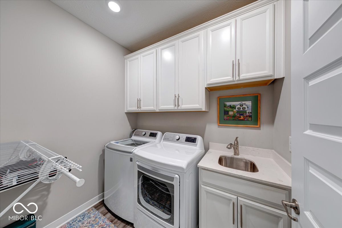 4846 E Amesbury Place