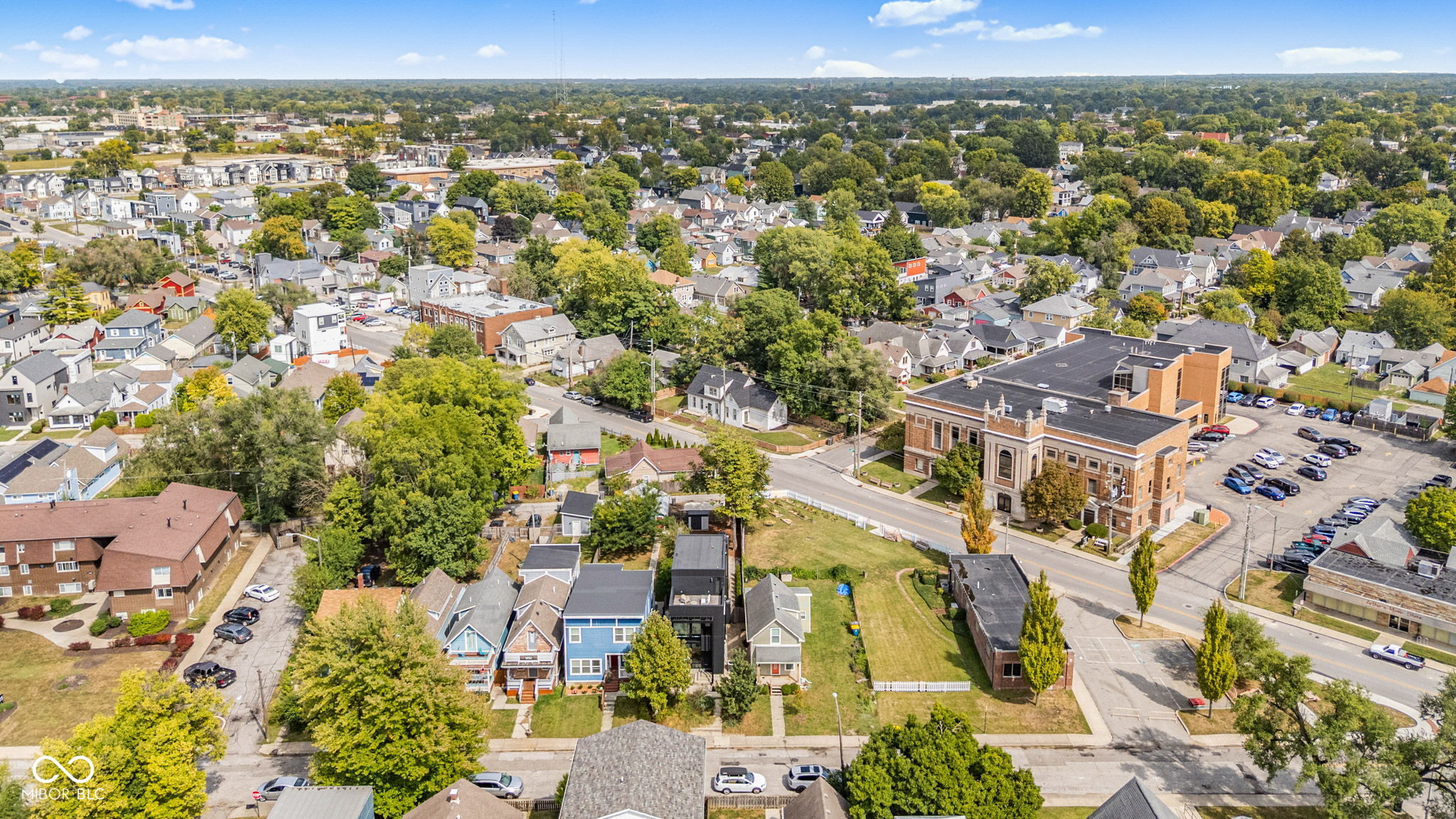 1060 Hosbrook Street