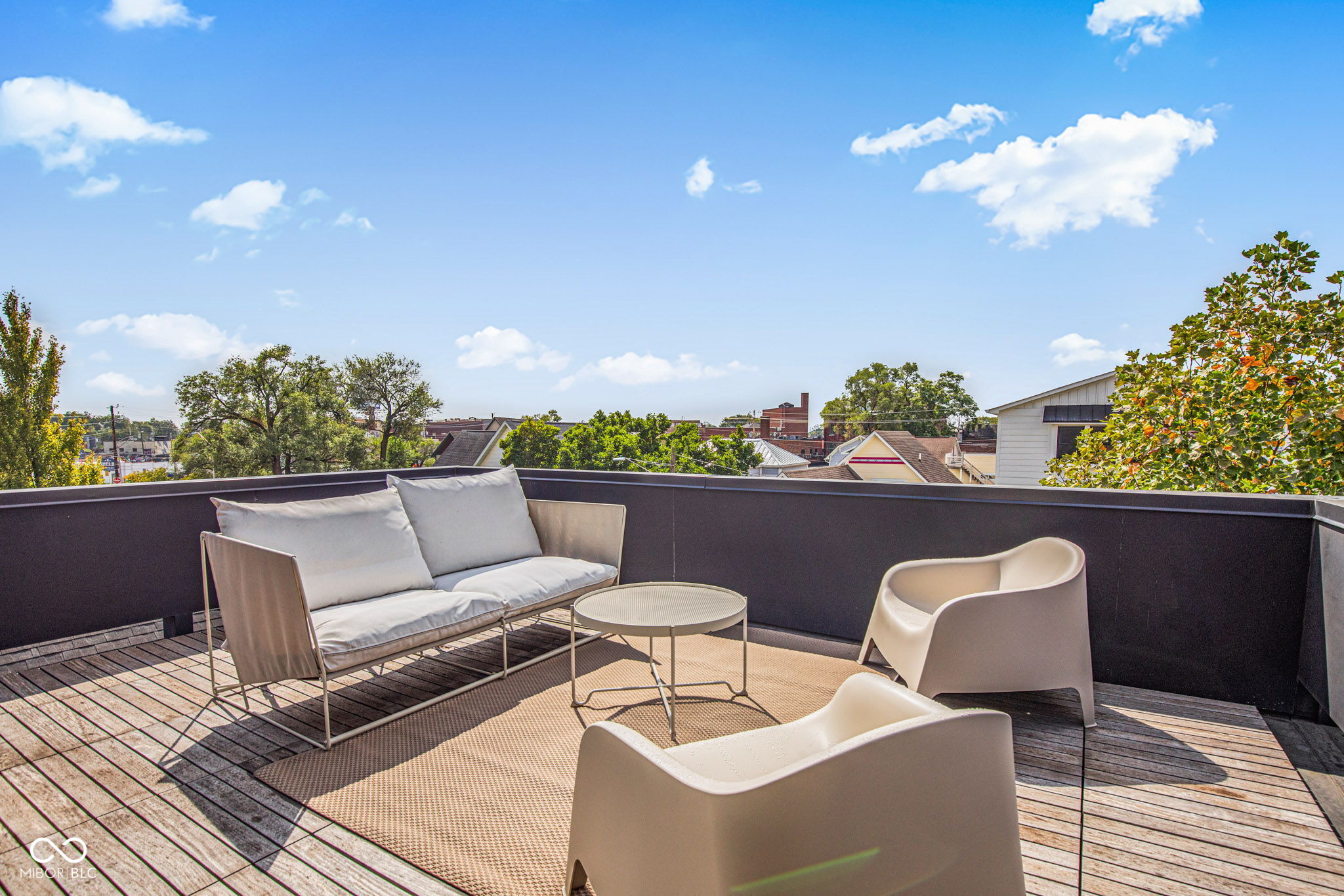 1060 Hosbrook Street