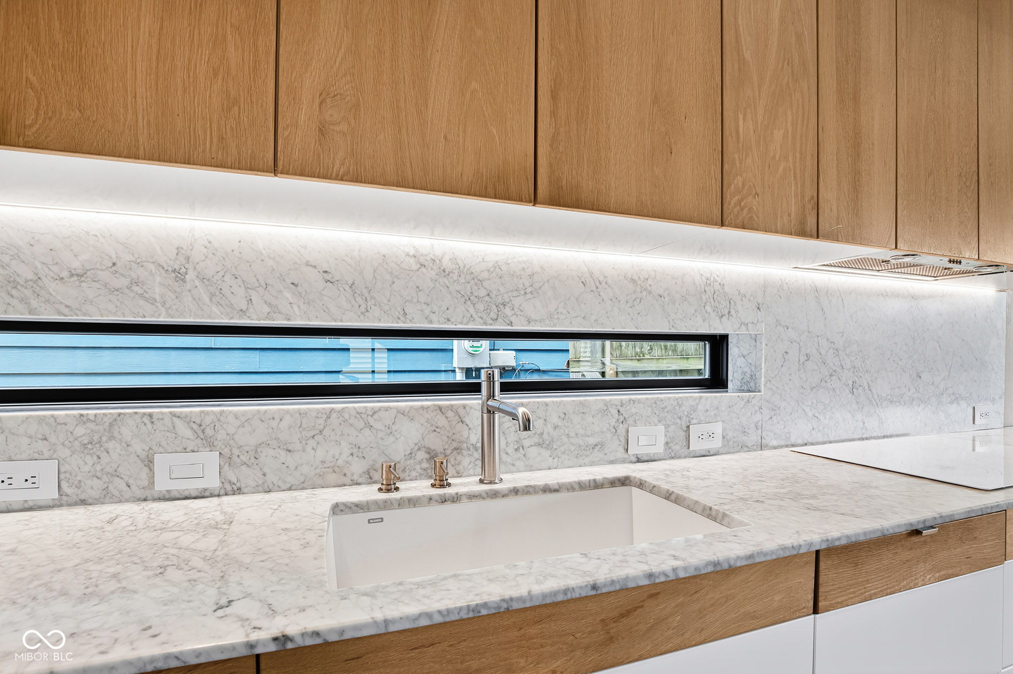 1060 Hosbrook Street