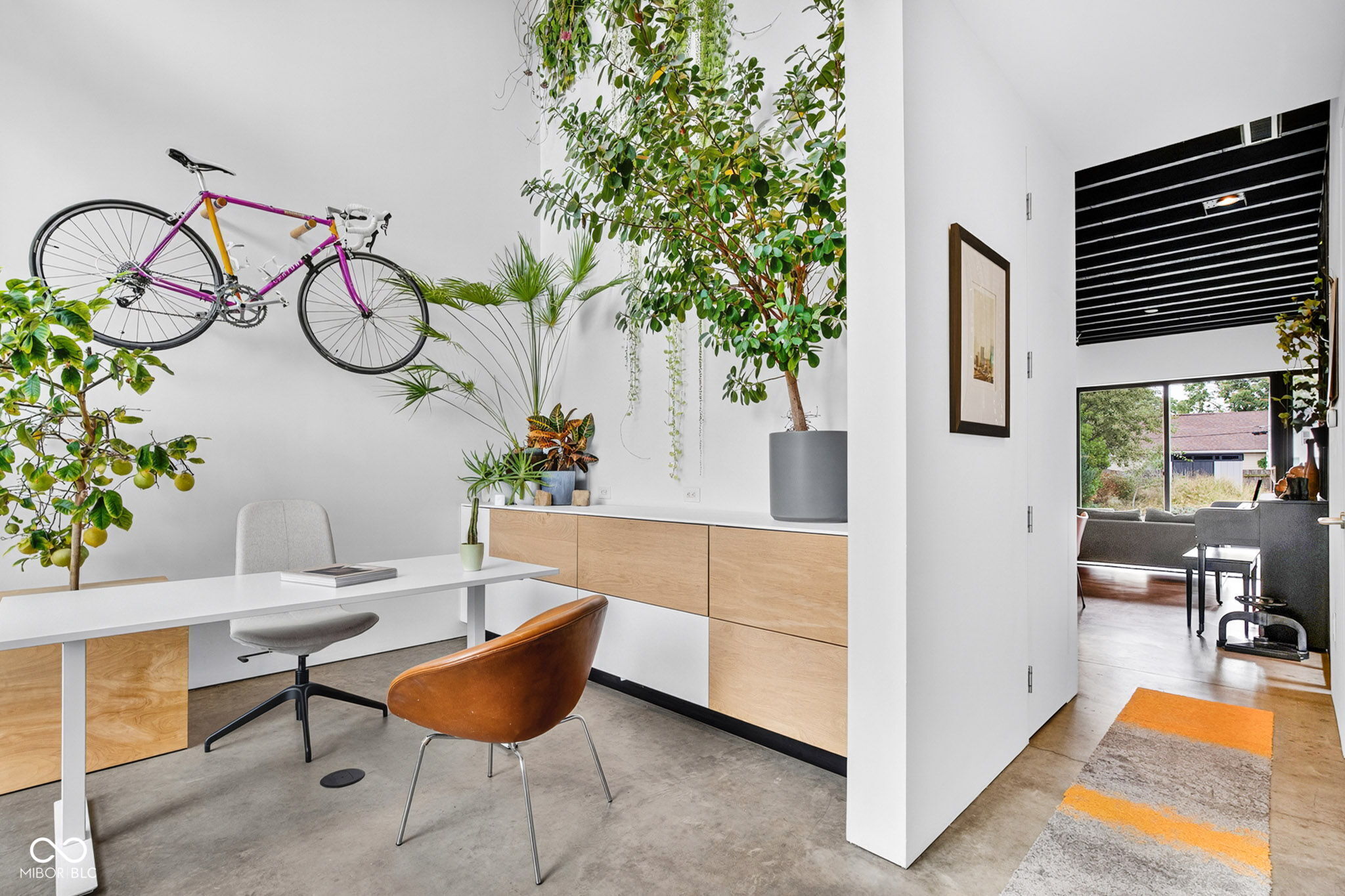 1060 Hosbrook Street