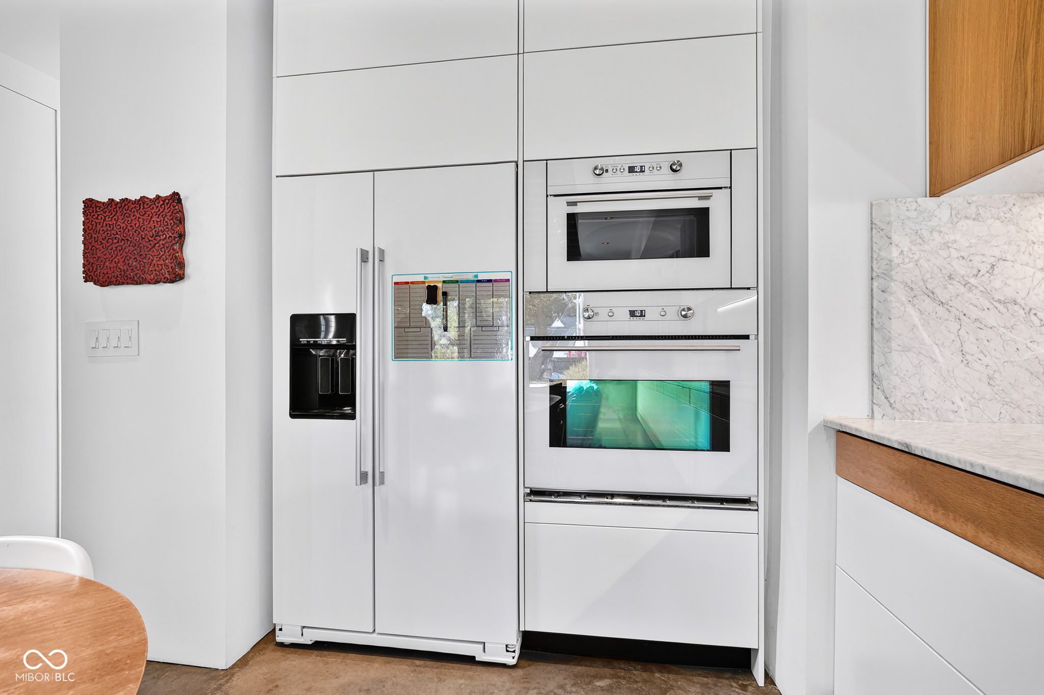 1060 Hosbrook Street