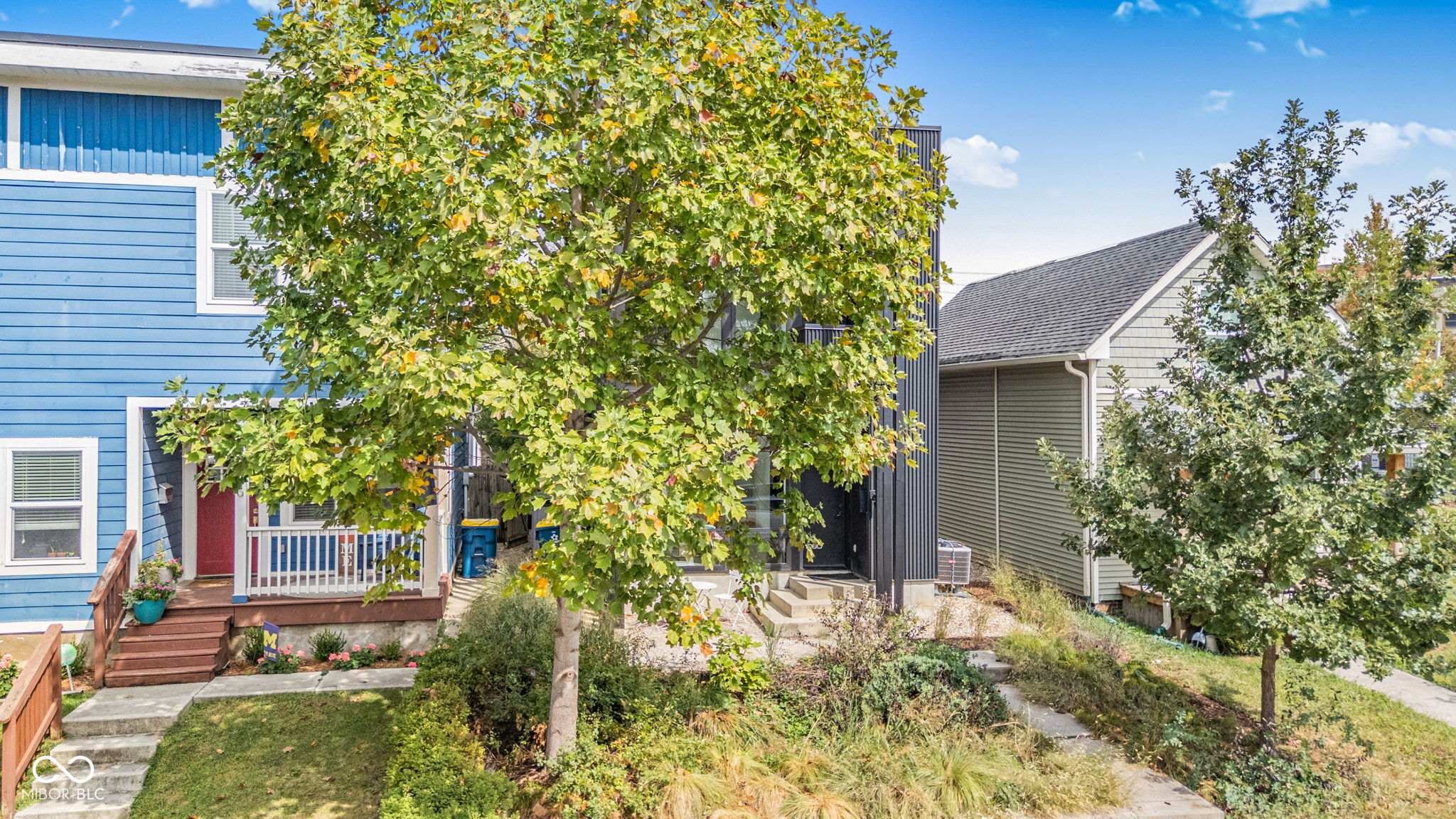 1060 Hosbrook Street