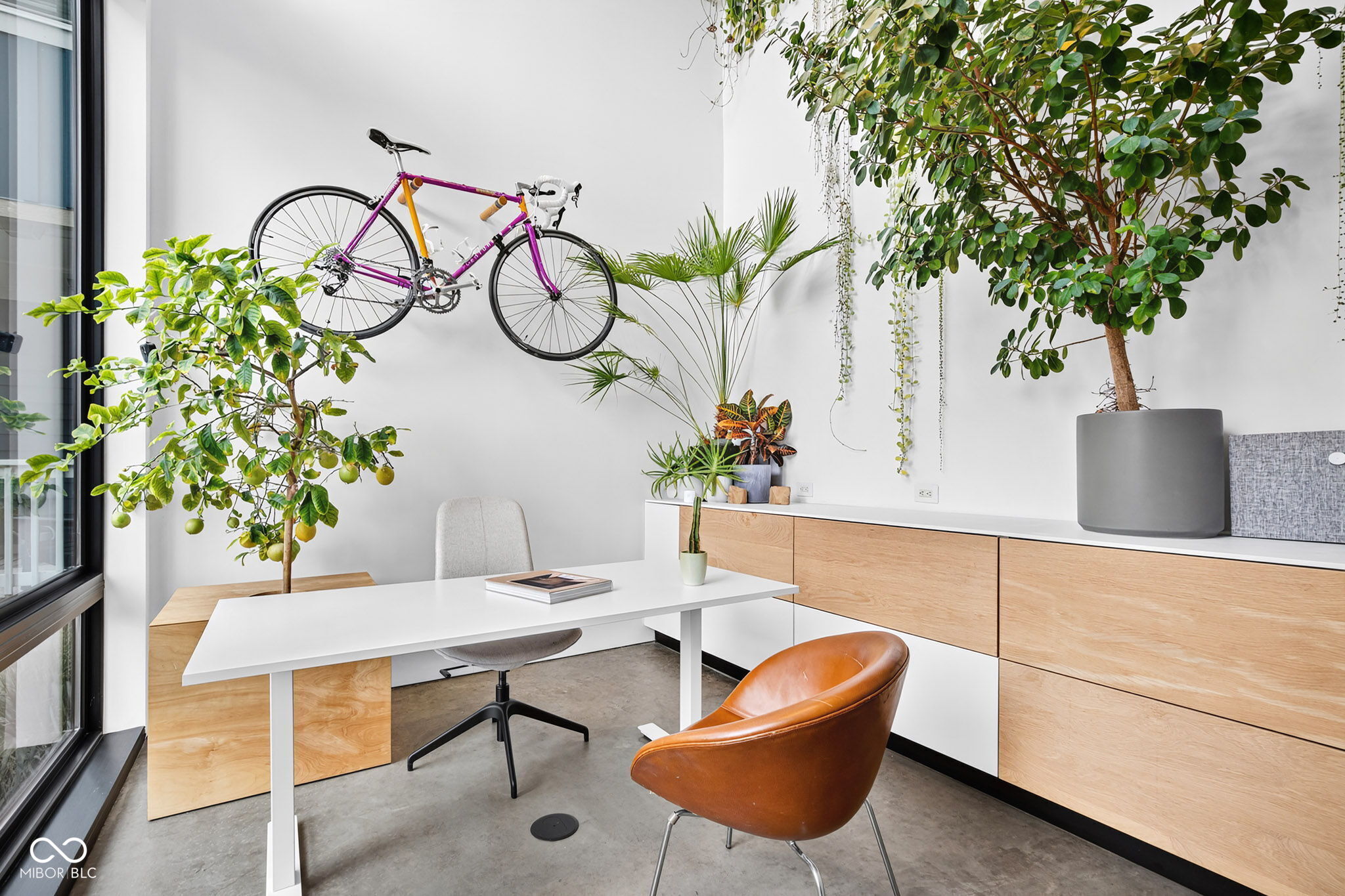 1060 Hosbrook Street