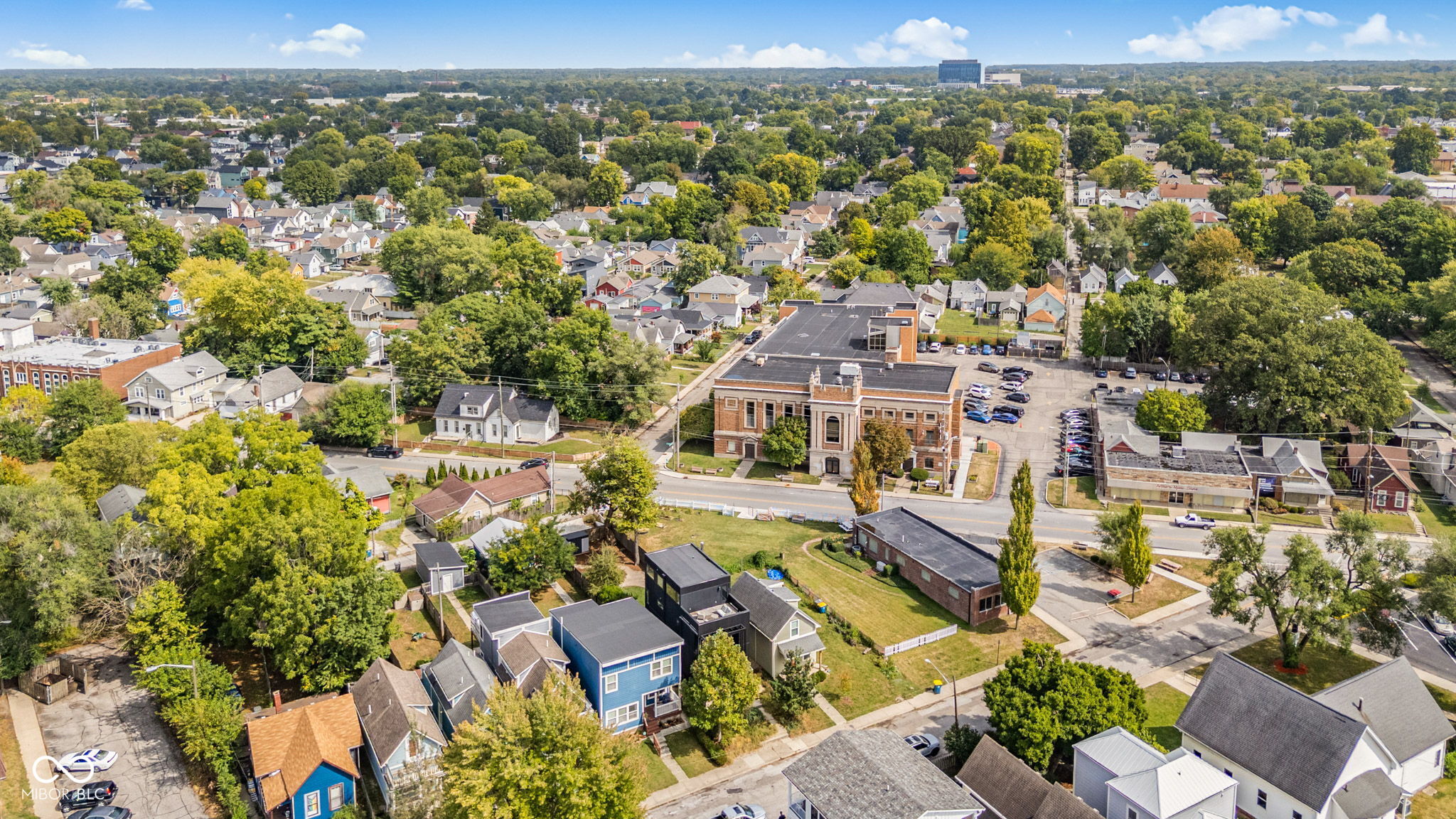 1060 Hosbrook Street