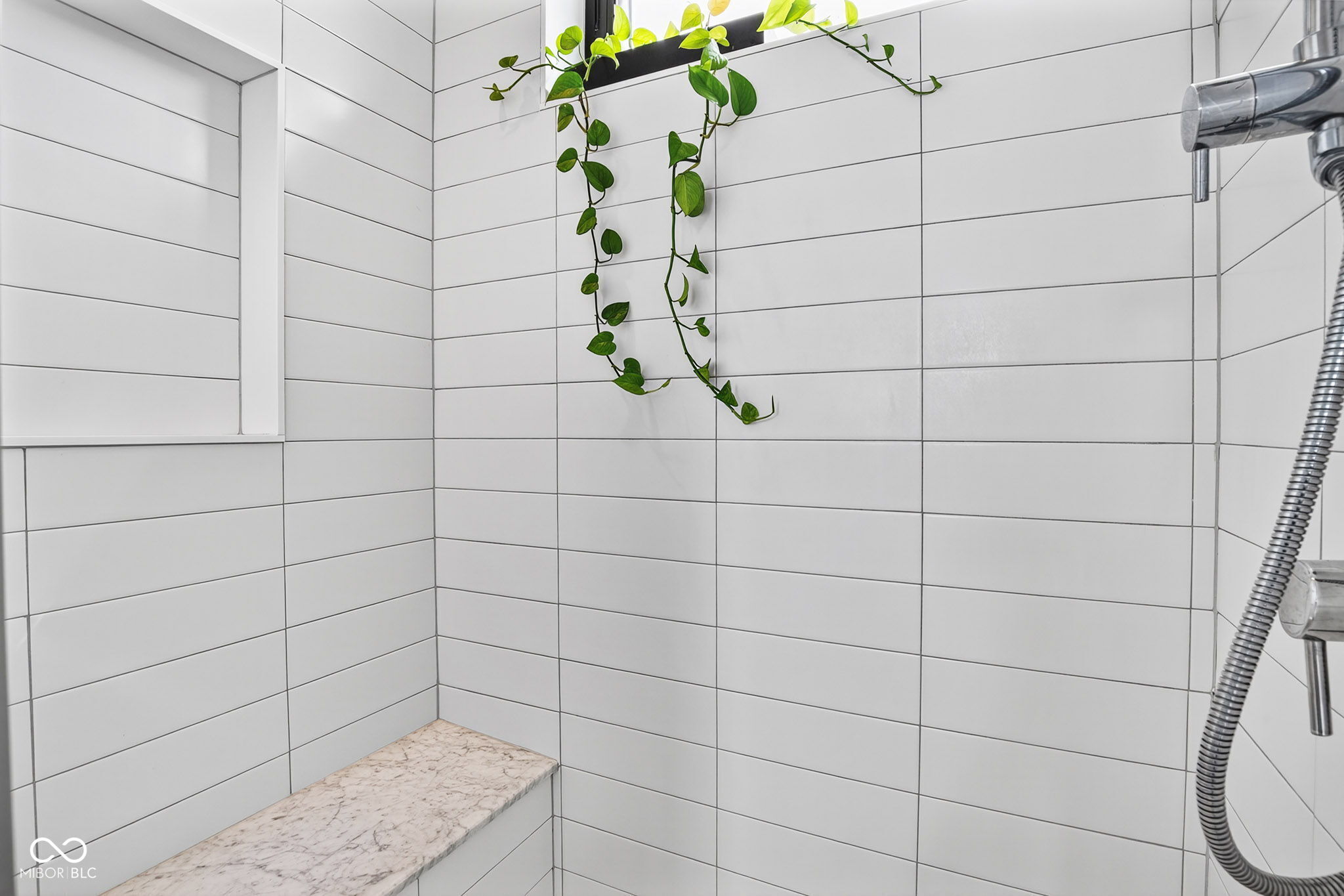 1060 Hosbrook Street