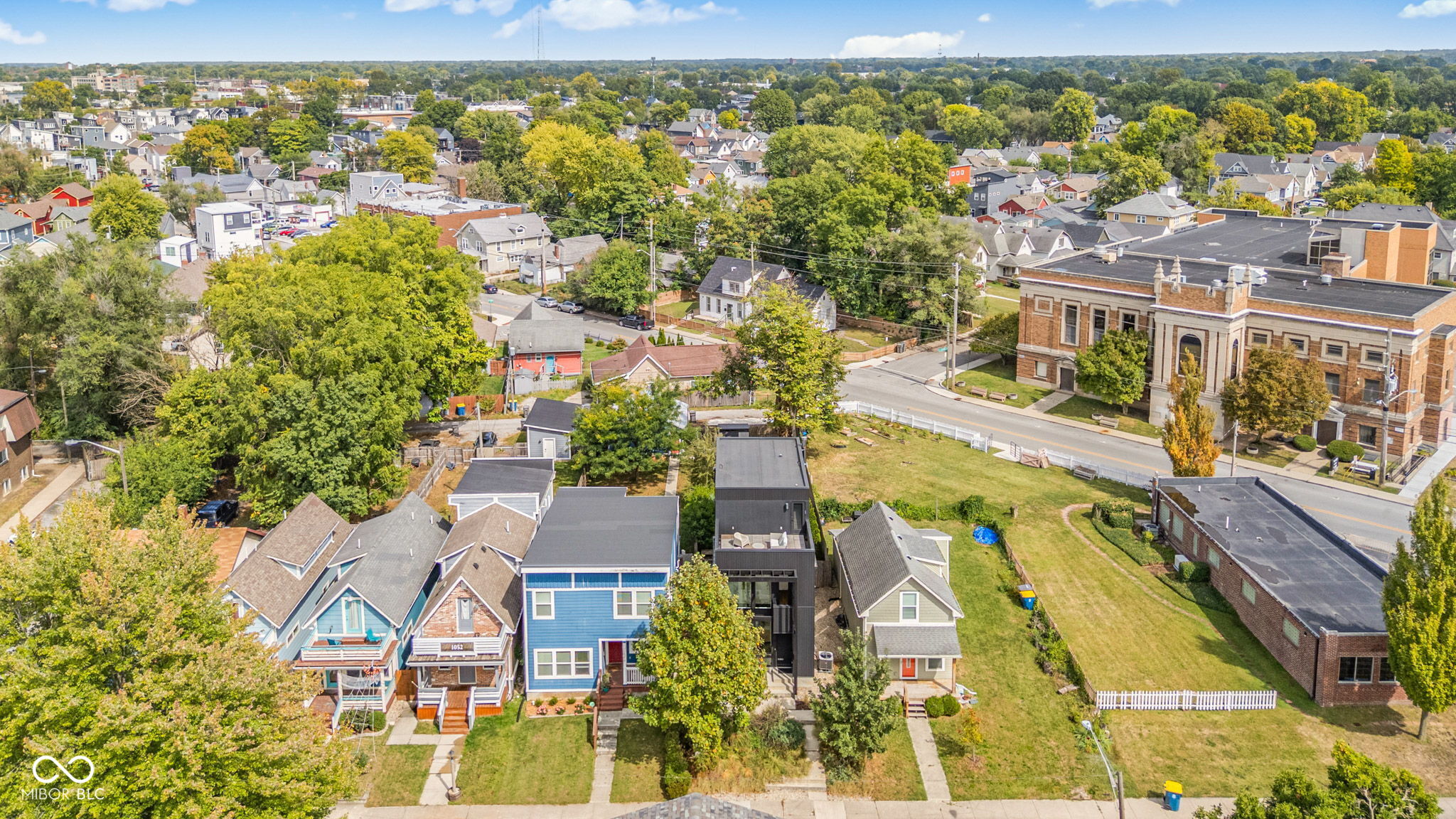 1060 Hosbrook Street