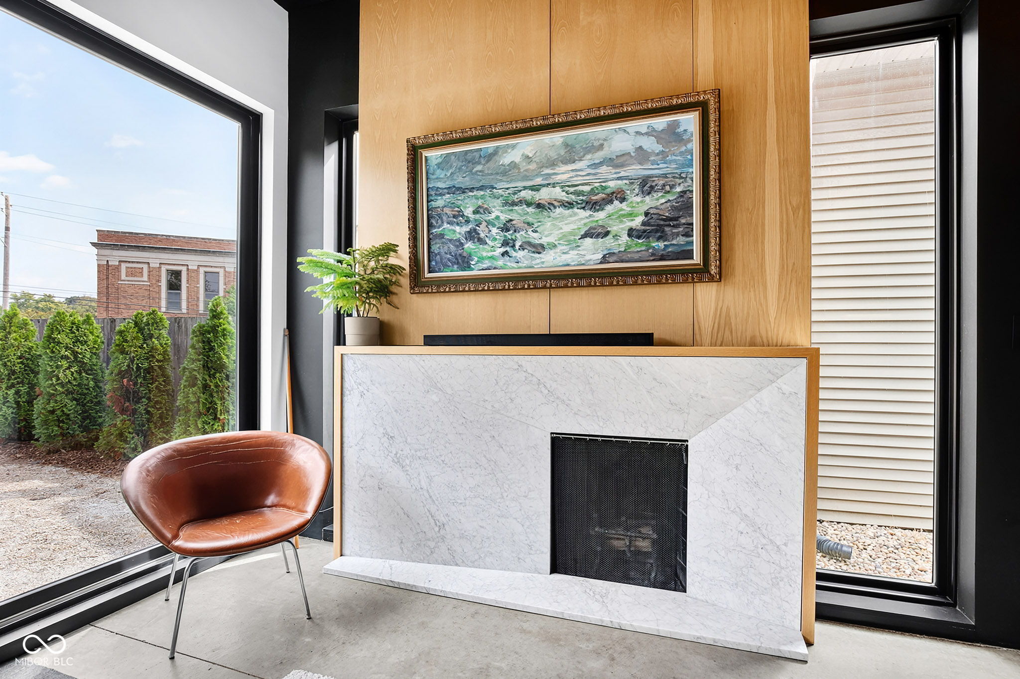 1060 Hosbrook Street