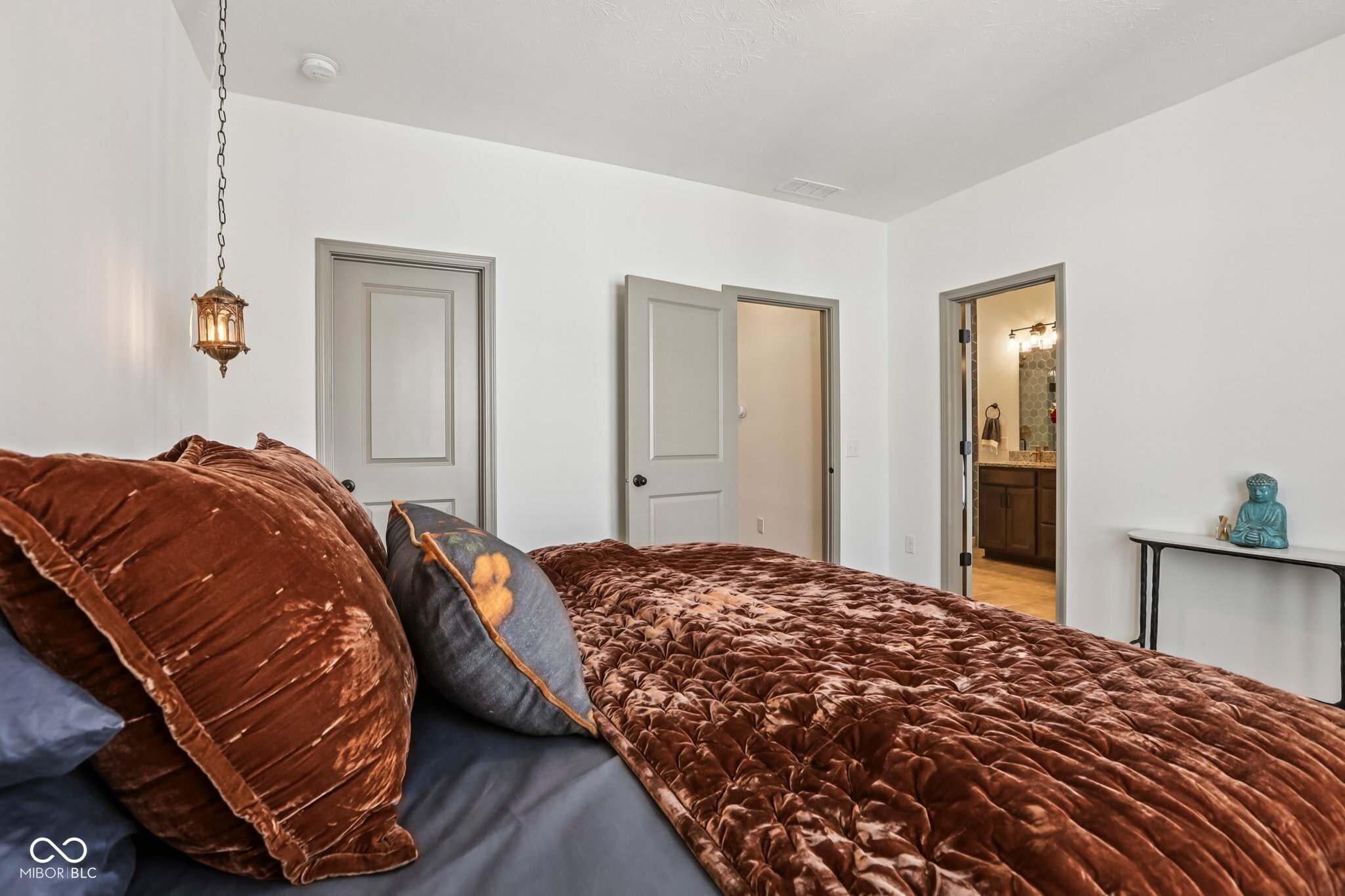 994 Astor Lane