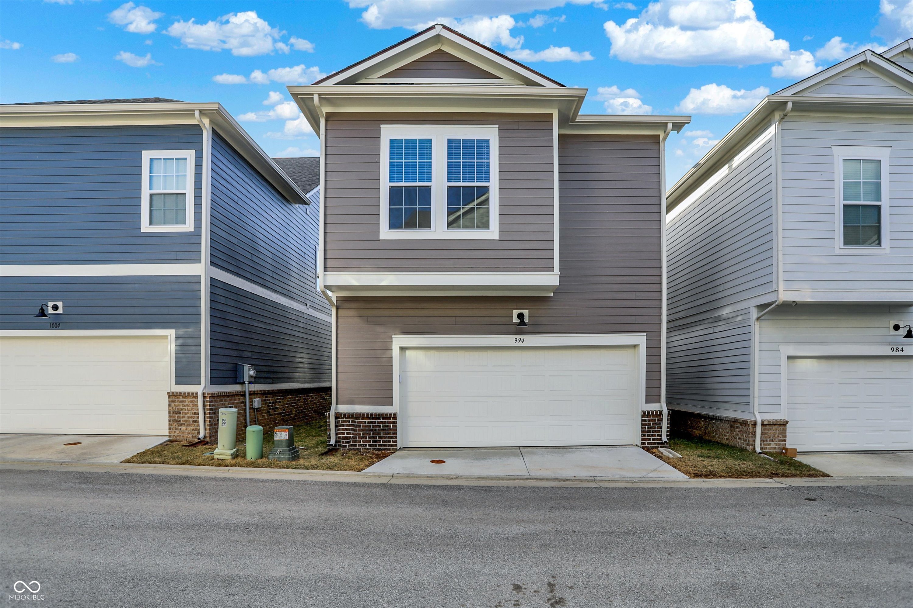 994 Astor Lane