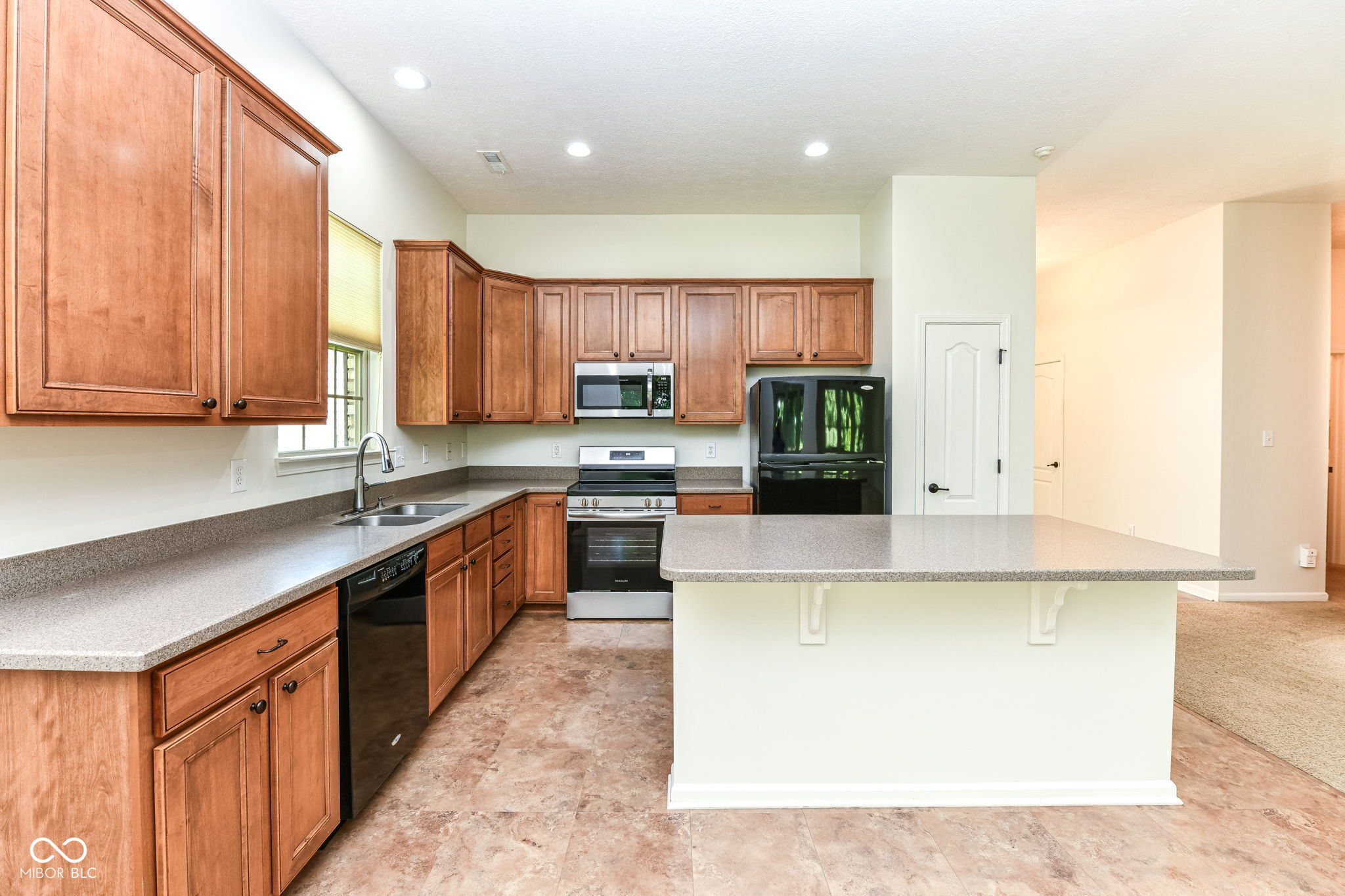 7122 Willowleaf Court