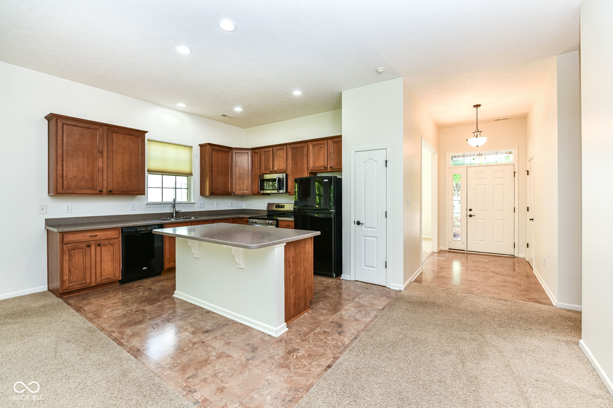 7122 Willowleaf Court