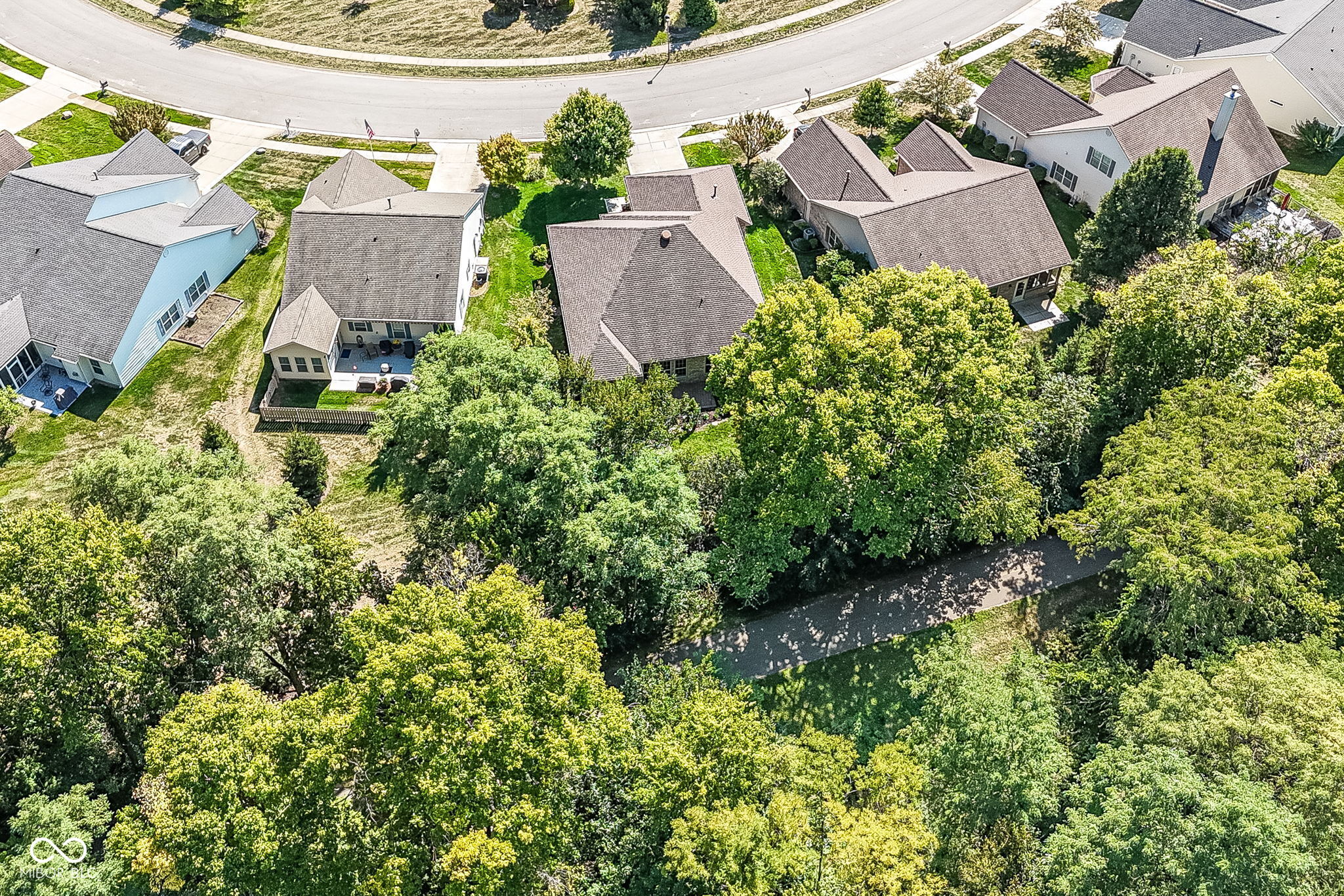 7122 Willowleaf Court