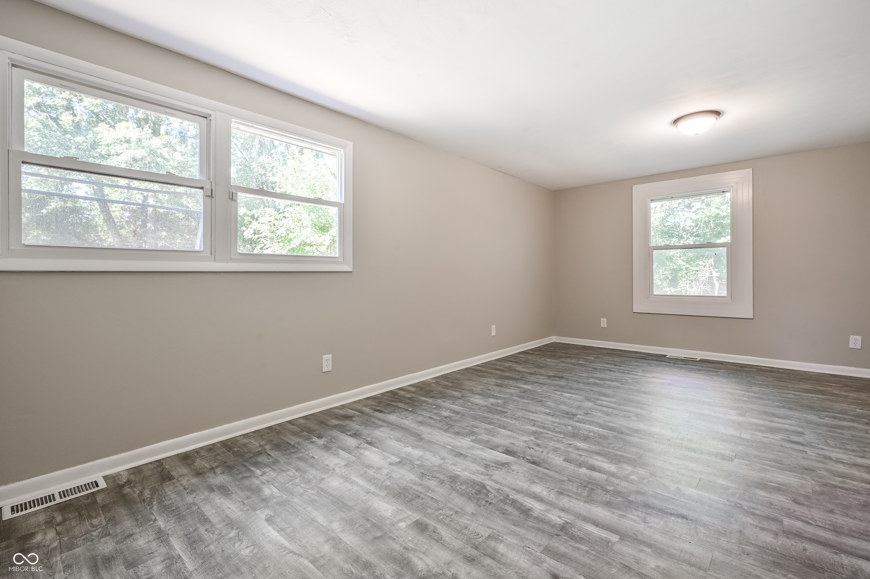 2046 Schwier Court