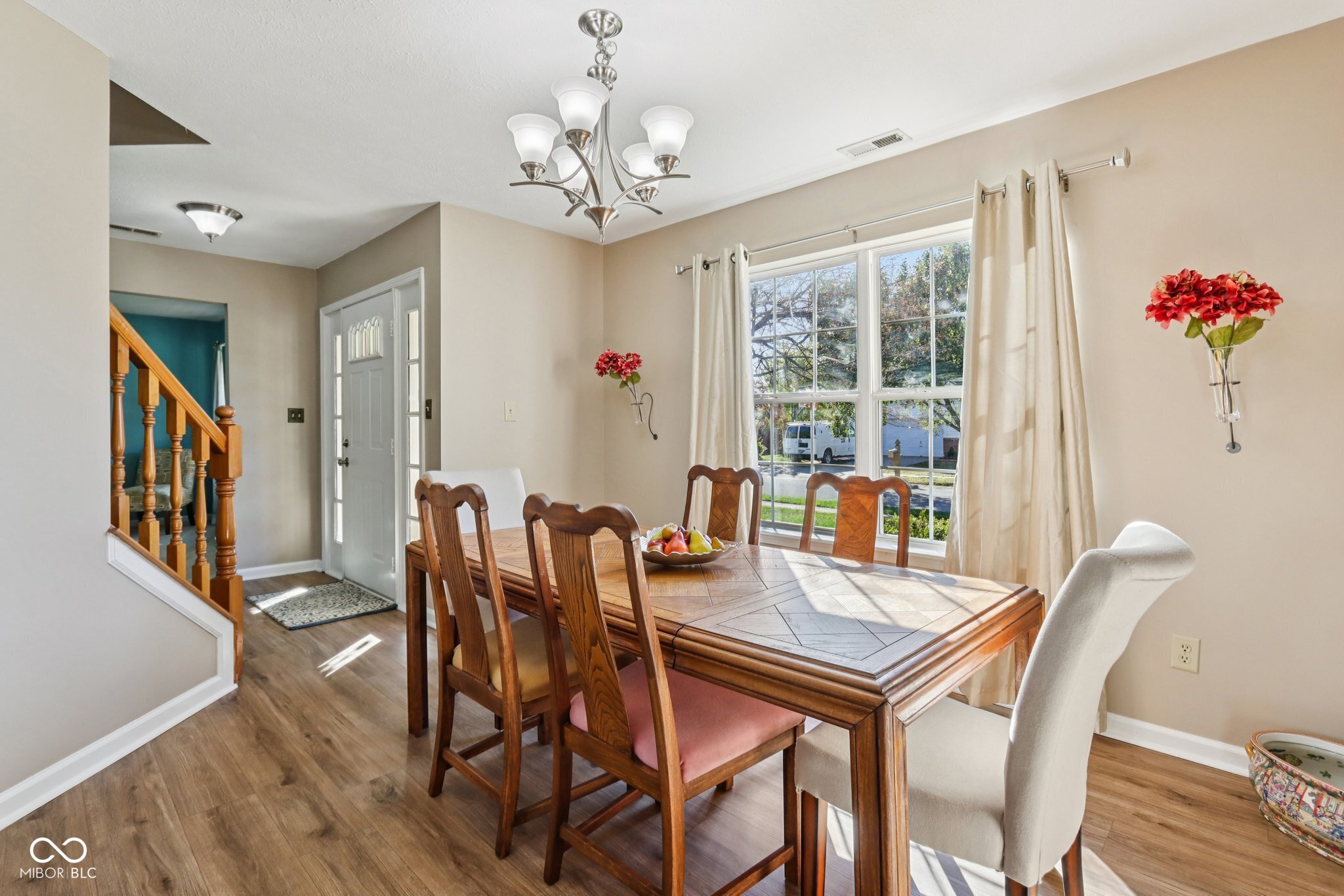 9887 Cranberry Circle