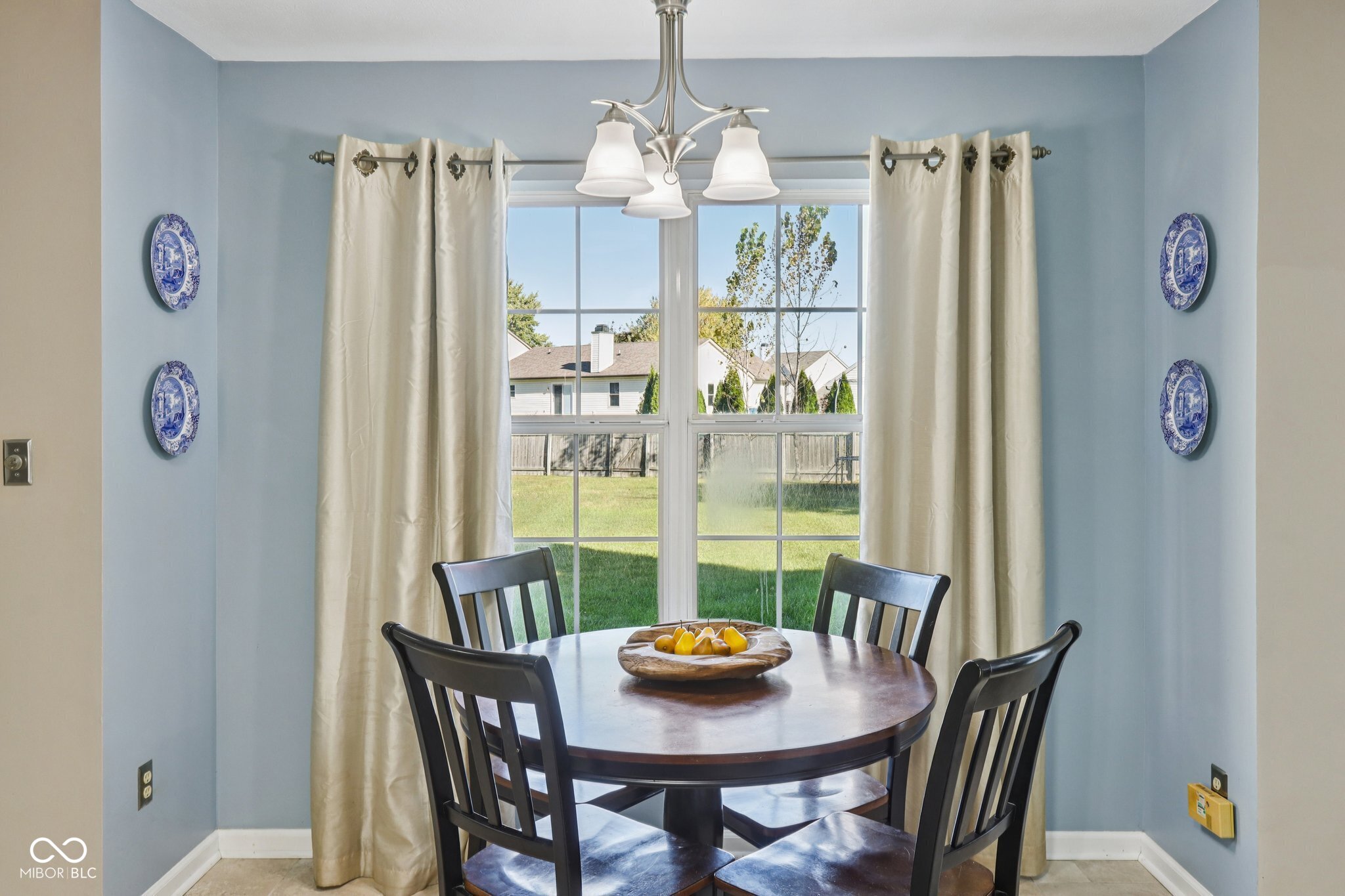 9887 Cranberry Circle