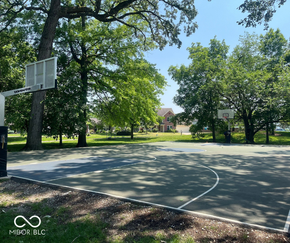 9887 Cranberry Circle