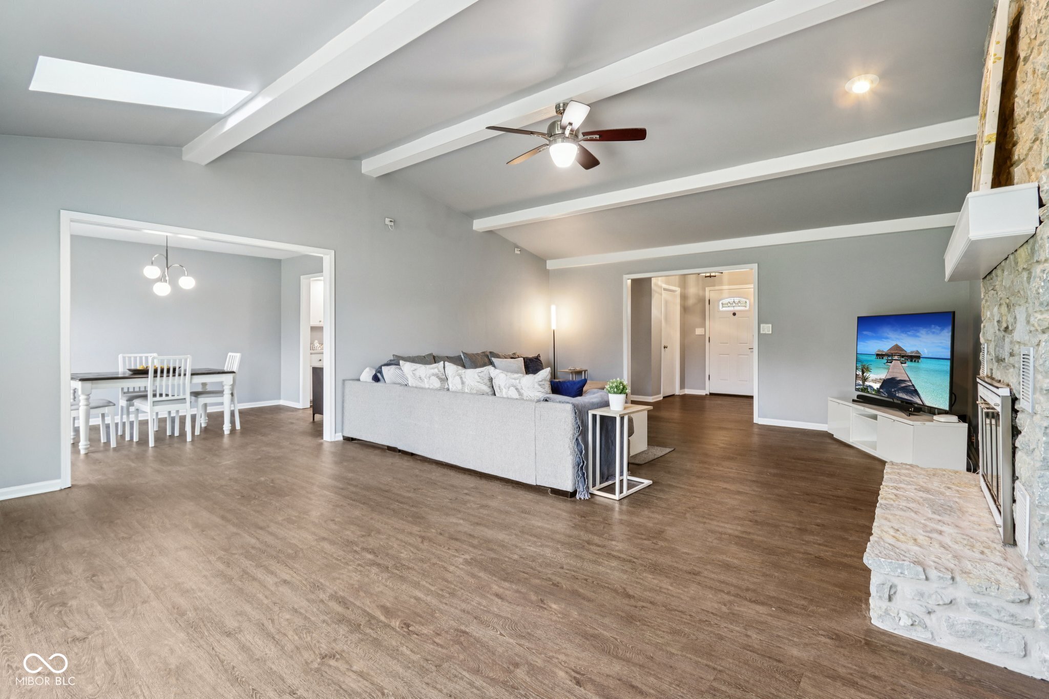 7937 Castle Lake Road