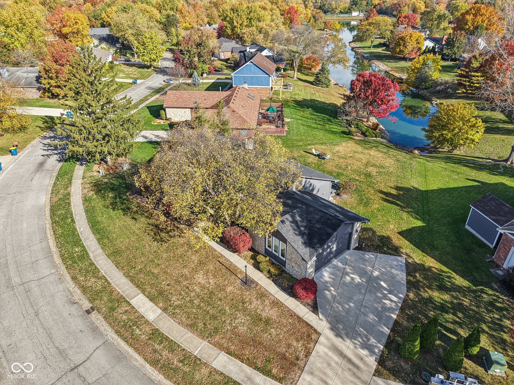 7937 Castle Lake Road